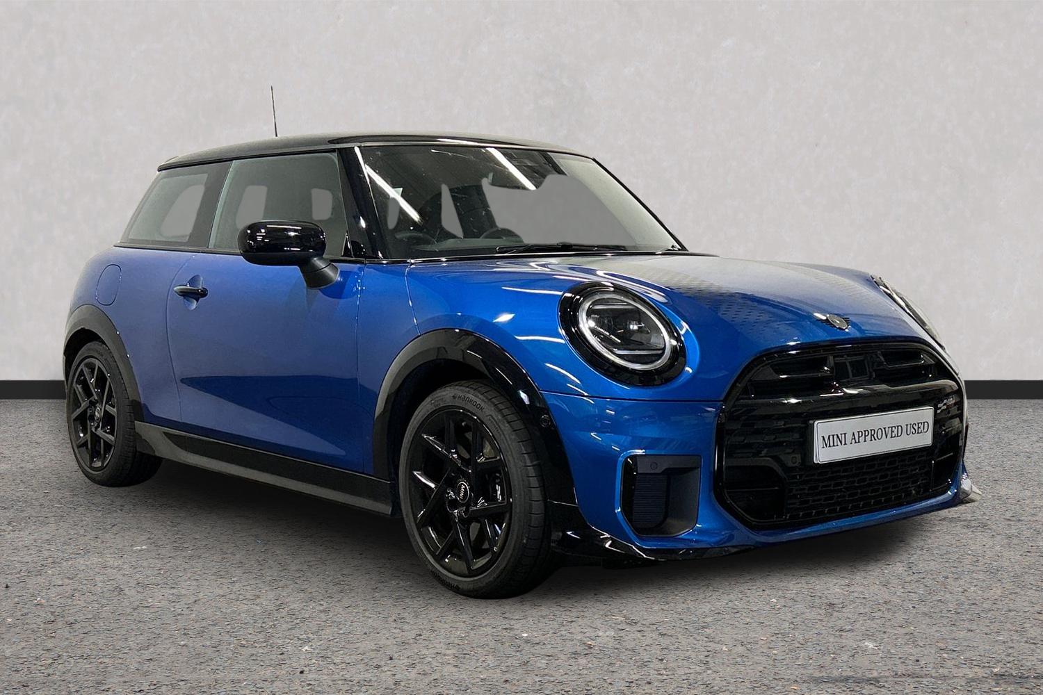 MINI Cooper listing photo