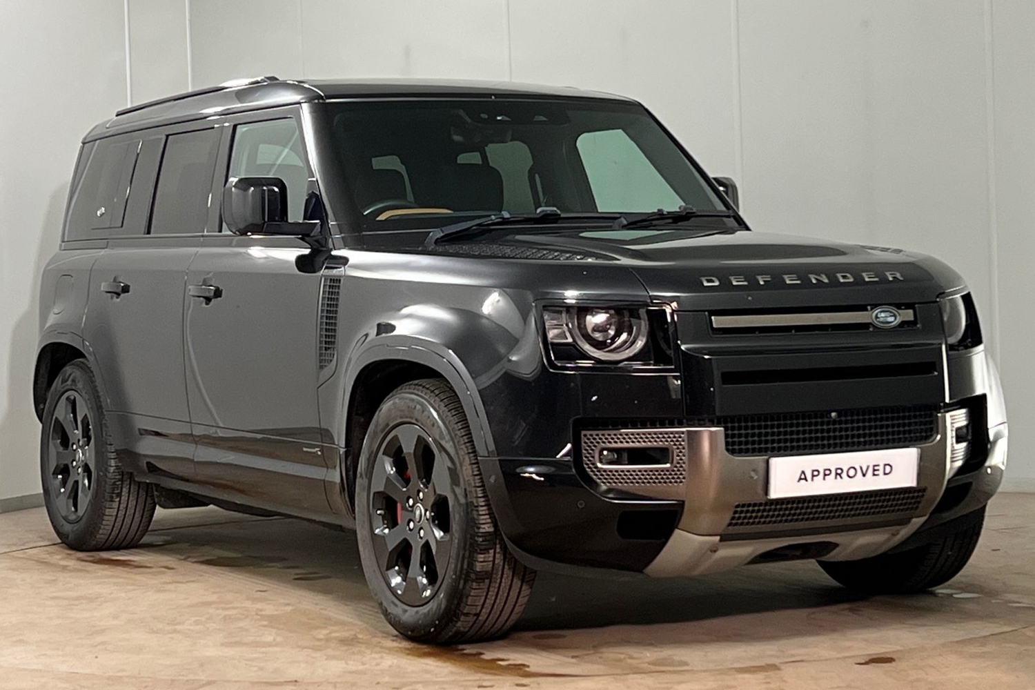 Land Rover Defender 110 listing photo
