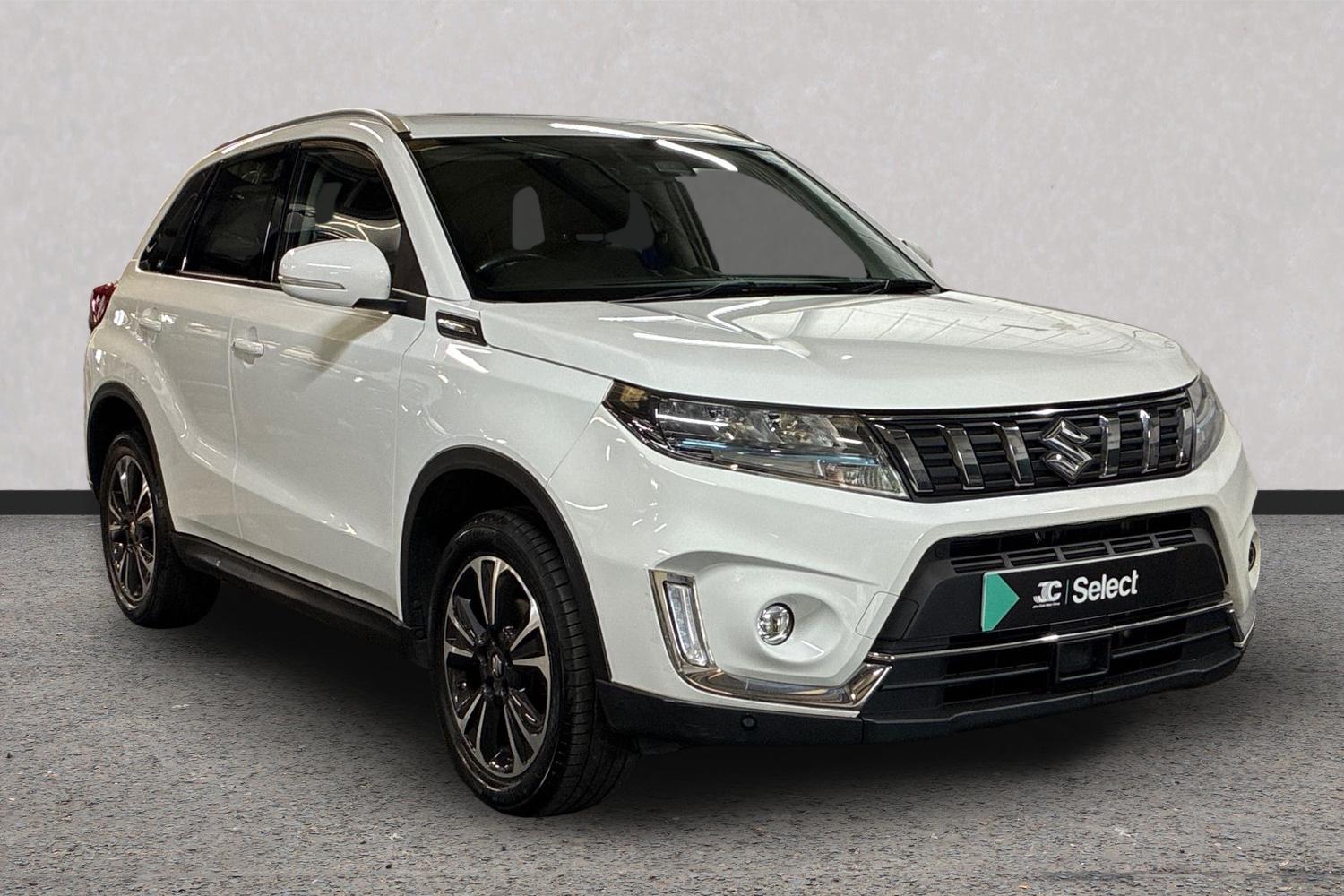 Suzuki Vitara listing photo