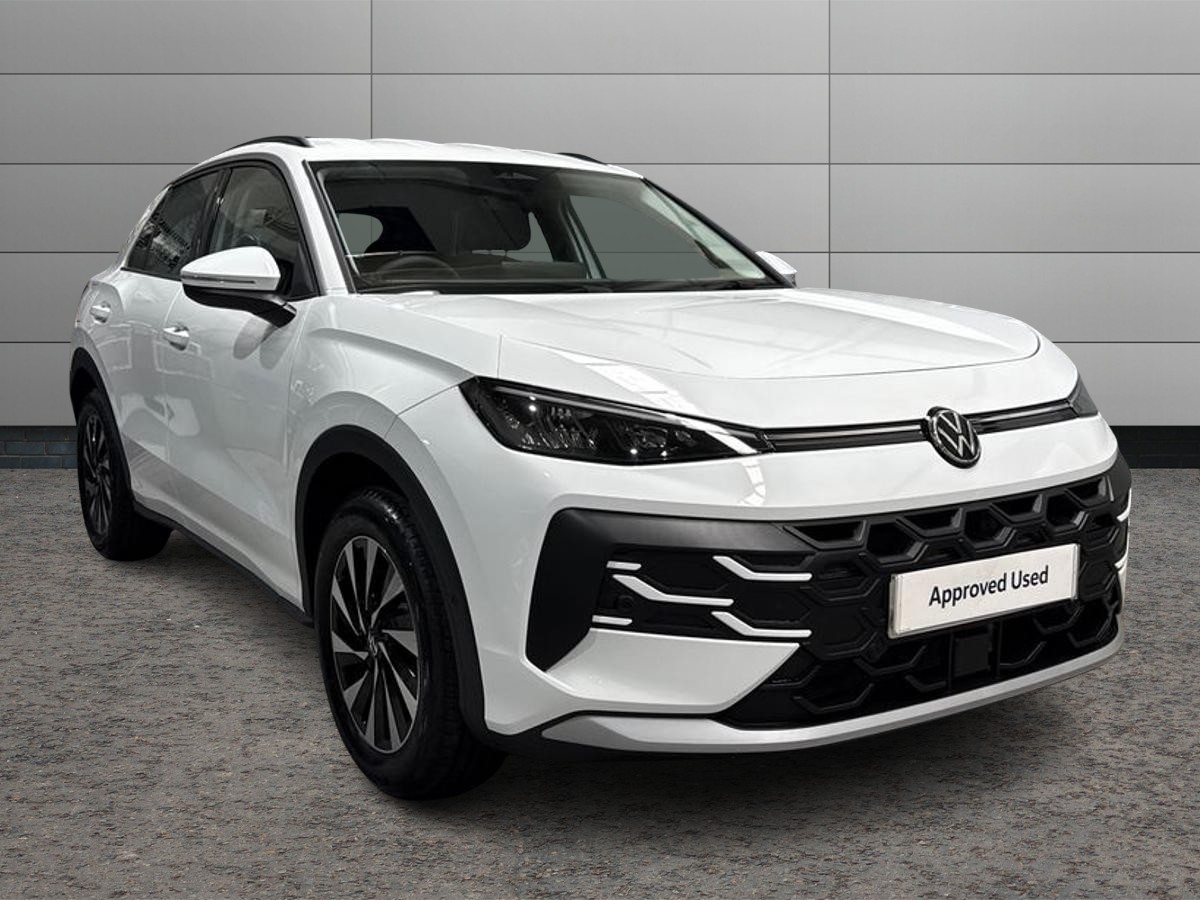 Volkswagen T-Roc listing photo