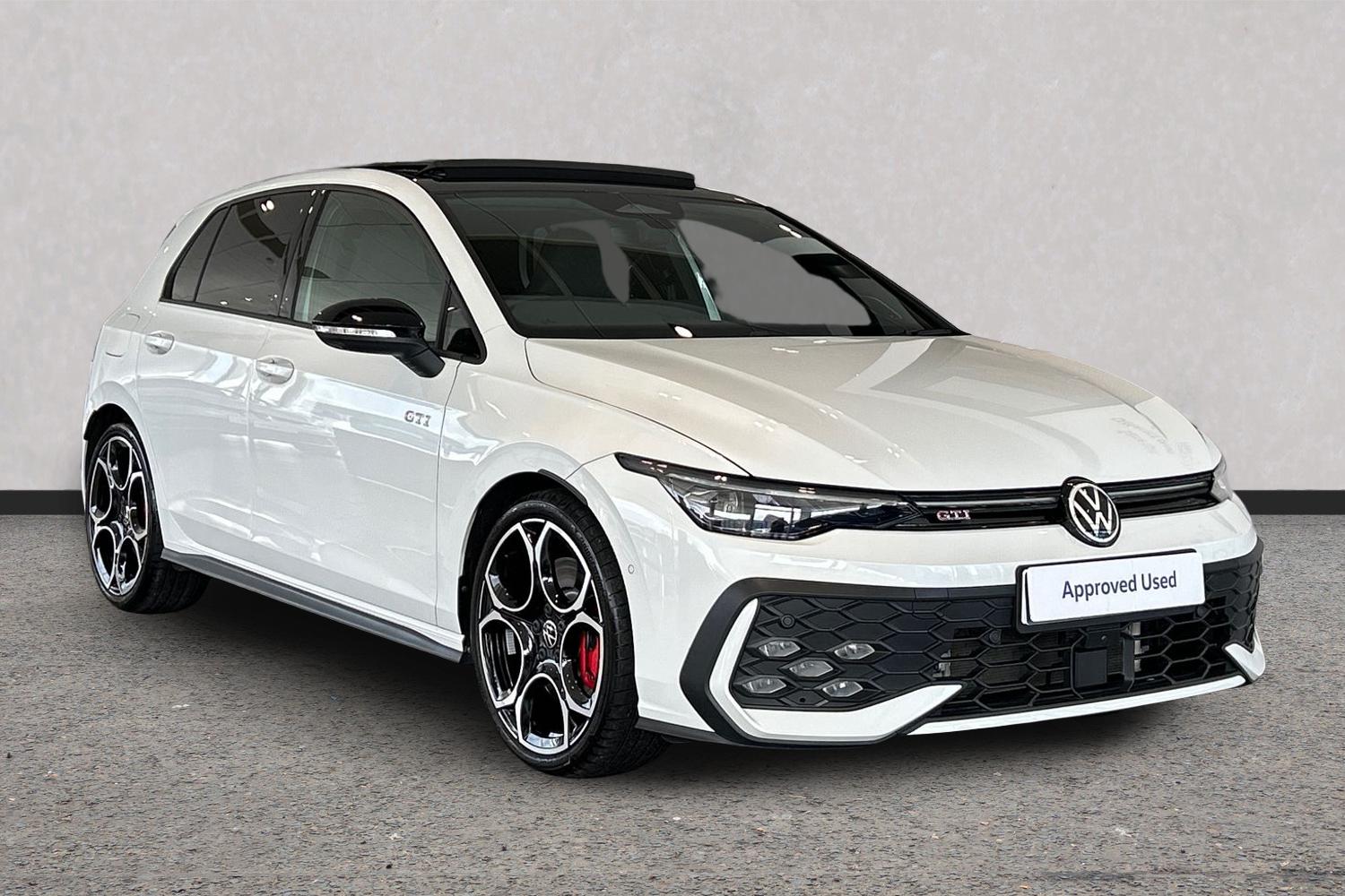 Volkswagen Golf listing photo