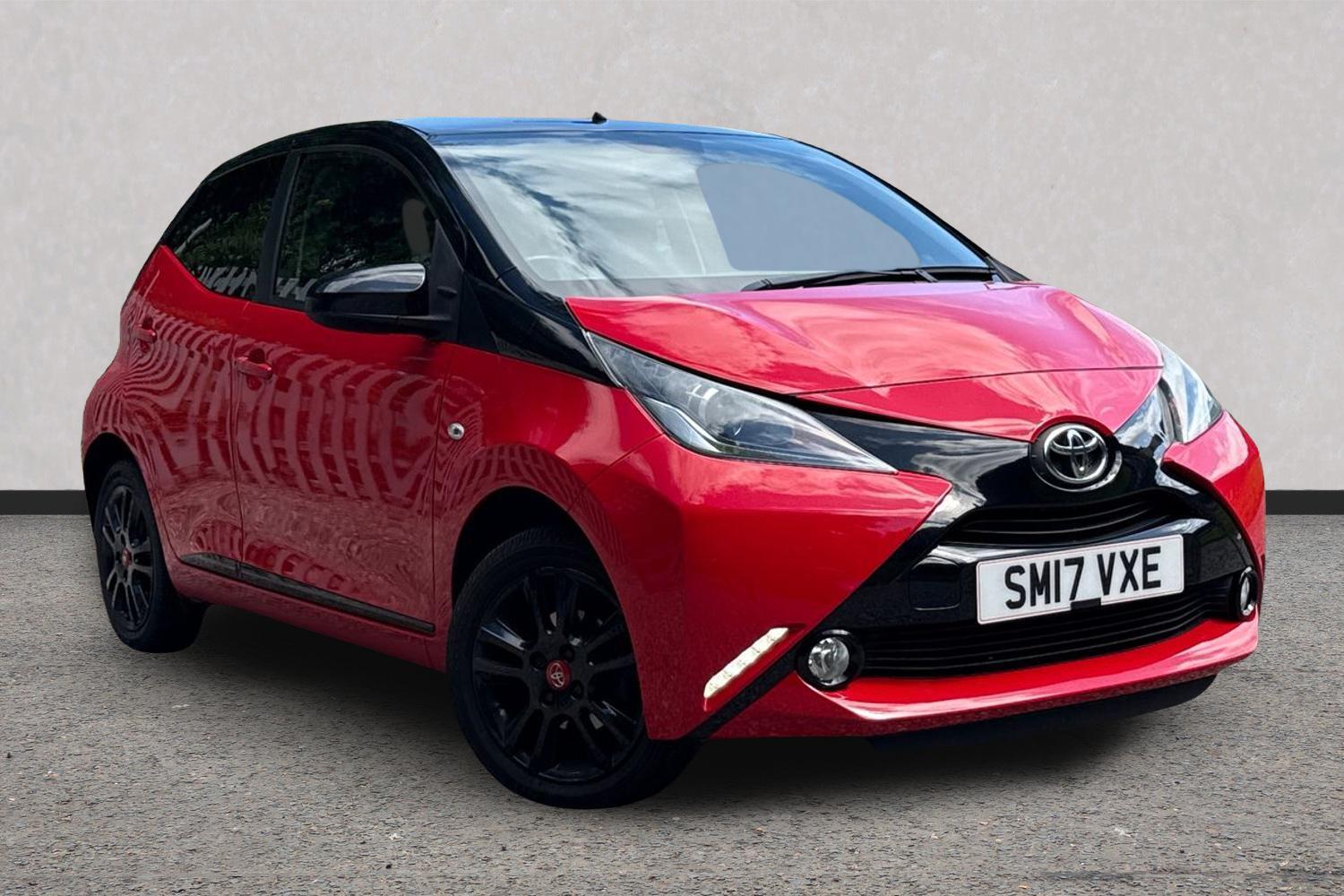 Toyota AYGO listing photo