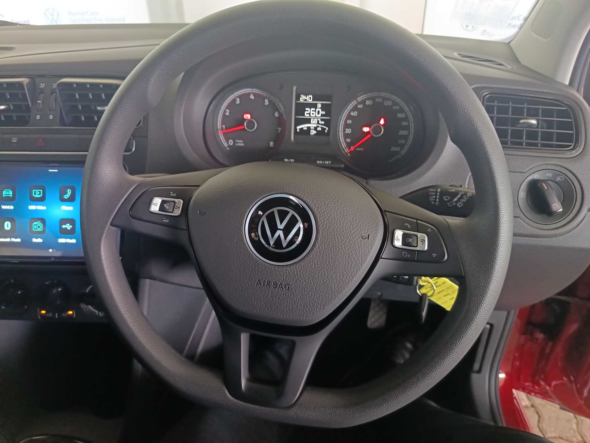 2025 Volkswagen Polo Vivo POLO VIVO PA POLO VIVO PA 1.4 55KW VIVO image 11