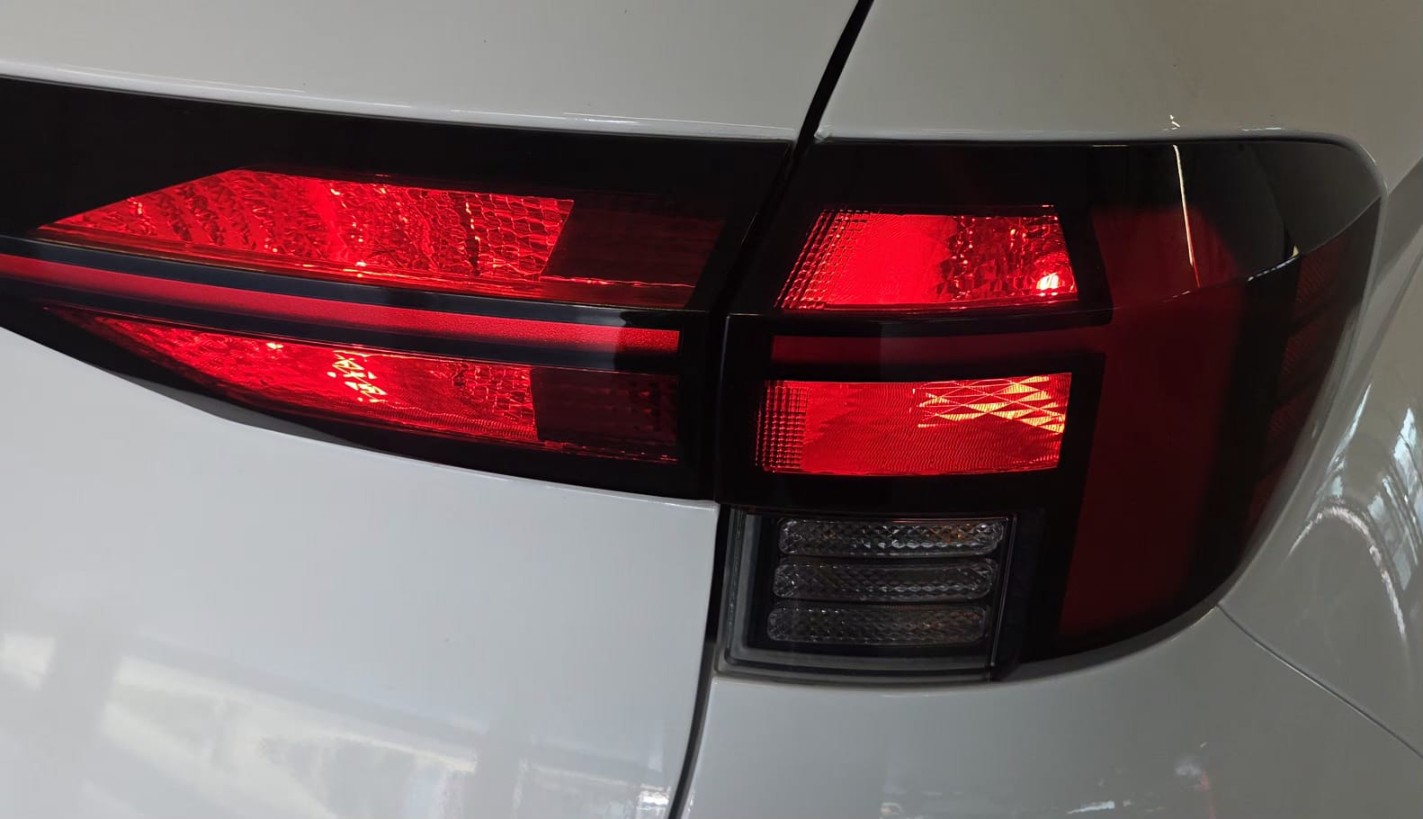 2024 Hyundai VENUE VENUE 1.2 PREMIUM MT MY24 image 11