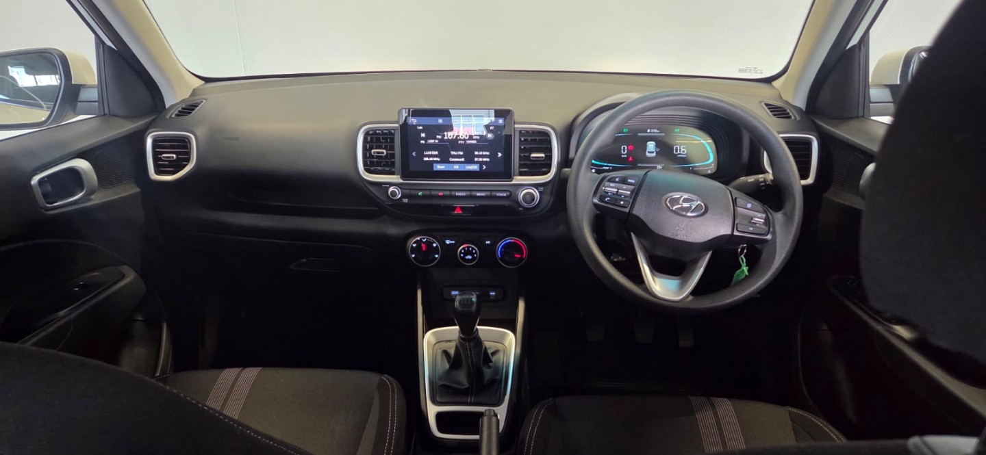 2024 Hyundai VENUE VENUE 1.2 PREMIUM MT MY24 image 2