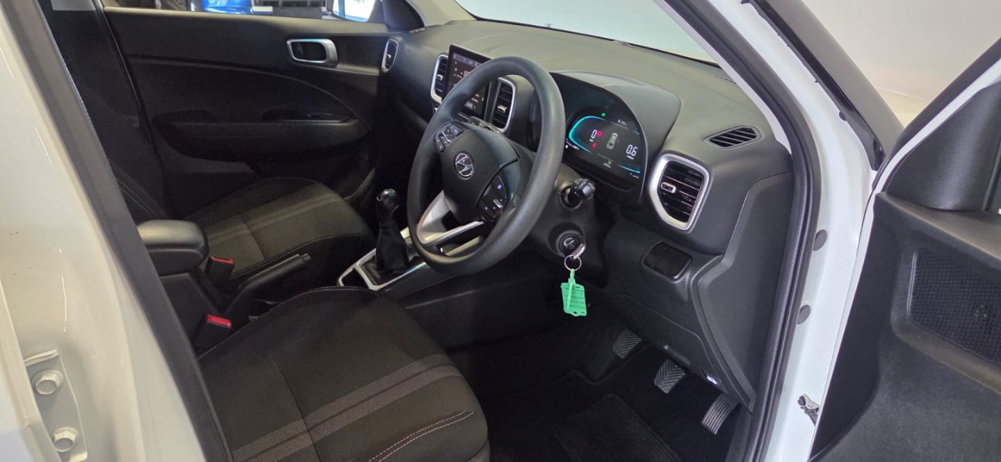 2024 Hyundai VENUE VENUE 1.2 PREMIUM MT MY24 image 8