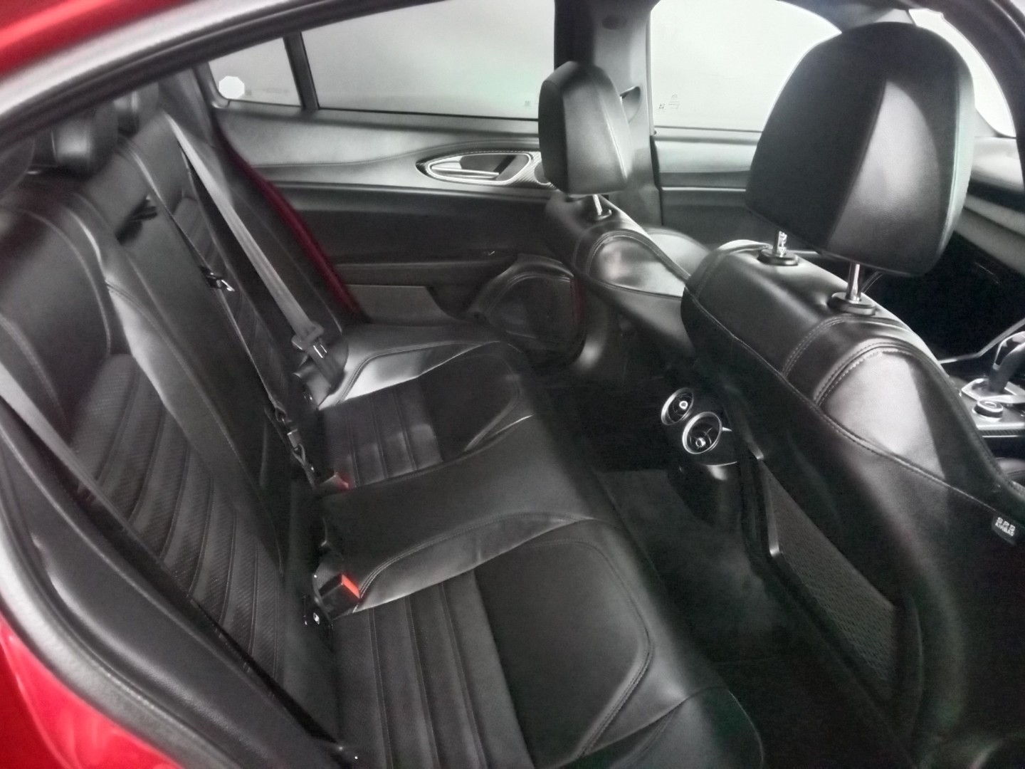2026 Alfa Romeo Giulia ALFA ROMEO GIULIA QV 2.9L RWD 8AT MY24 image 10