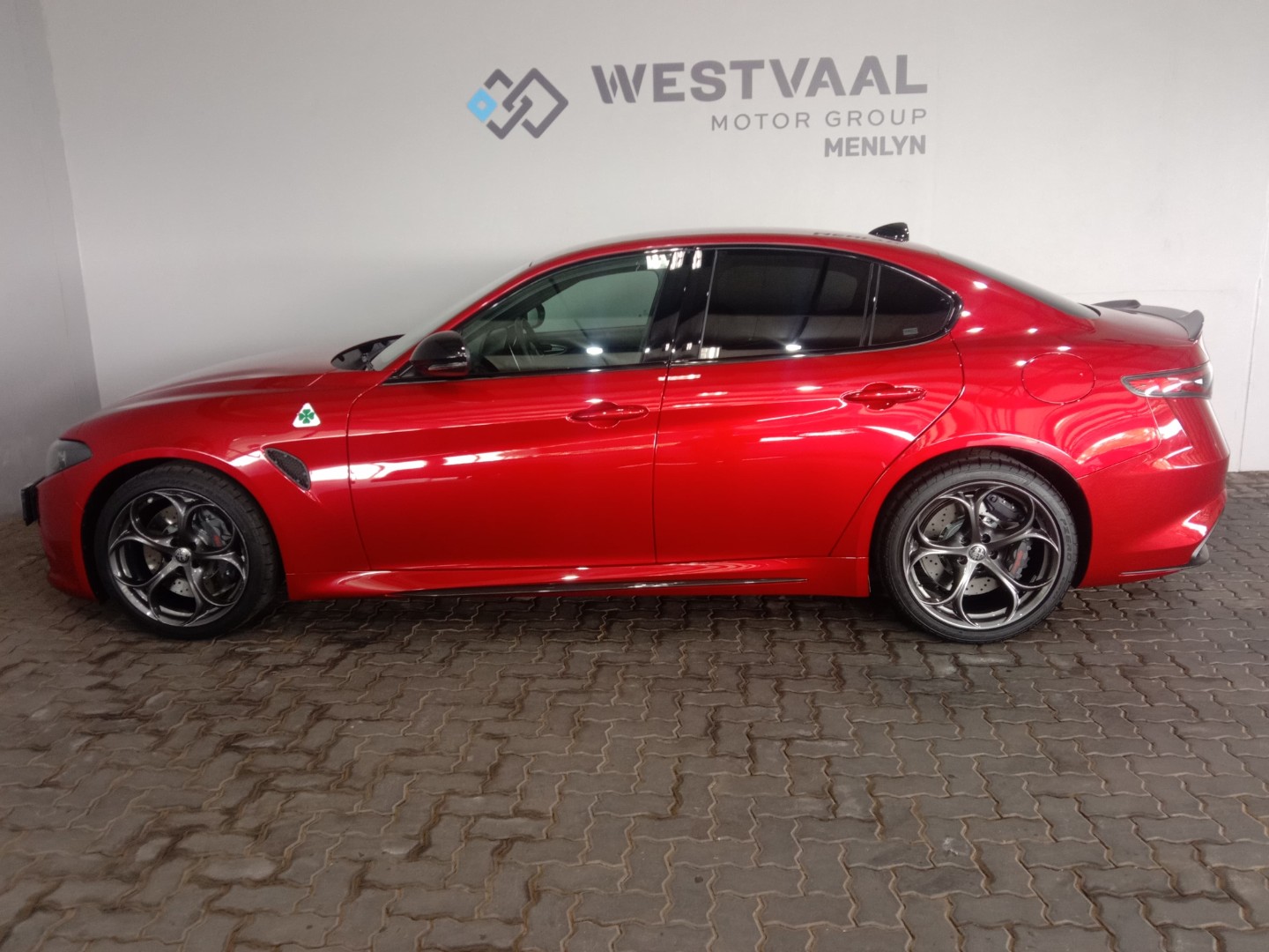 2026 Alfa Romeo Giulia ALFA ROMEO GIULIA QV 2.9L RWD 8AT MY24 image 3