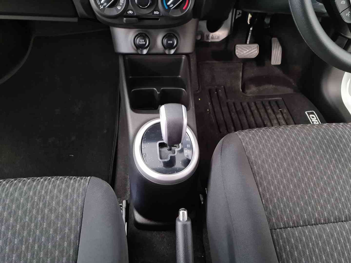 2026 Suzuki Celerio CELERIO 1.0 GL AMT image 17