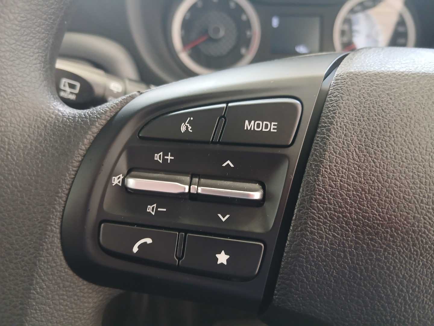 2026 Hyundai GRAND i10 1.0 Motion M/T MY24 image 15