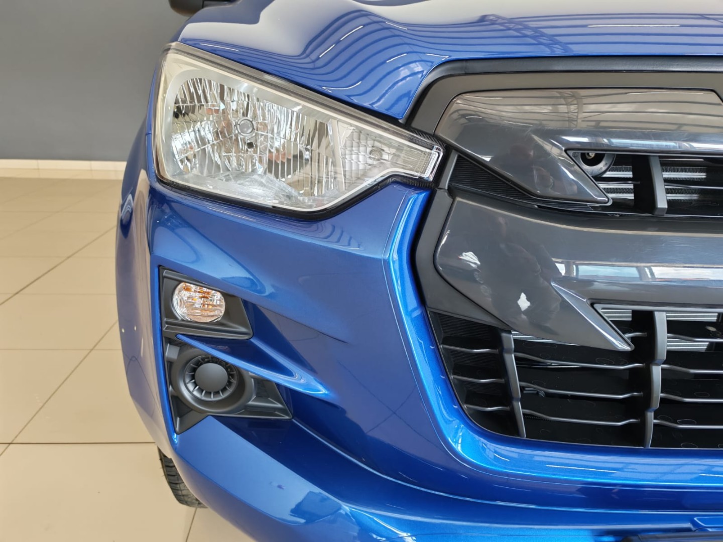 2026 Isuzu D-Max 1.9 DDI D/CAB HR L A/T image 3