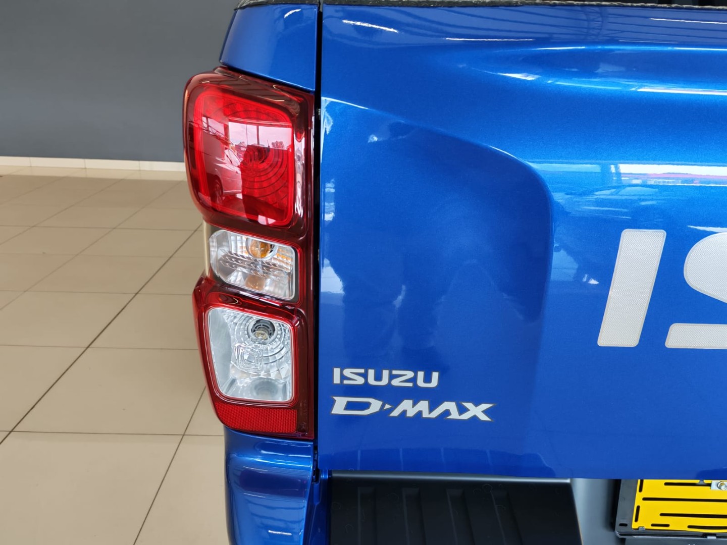 2026 Isuzu D-Max 1.9 DDI D/CAB HR L A/T image 8
