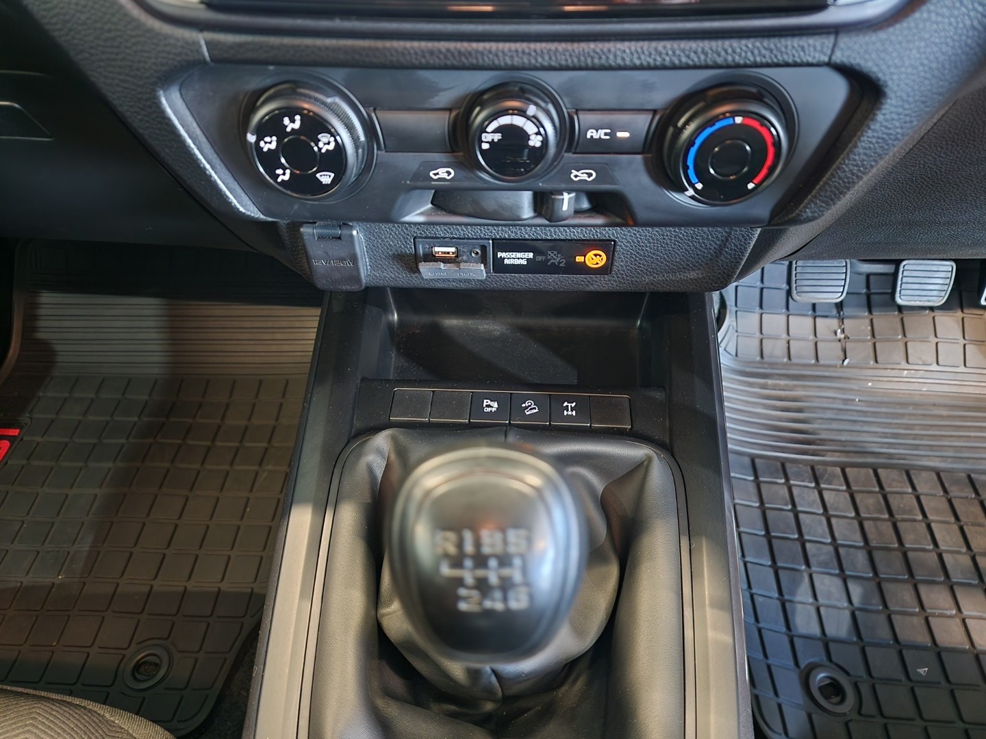 2024 Isuzu D-Max D-MAX 1.9 Ddi HR LS D/C P/U image 15
