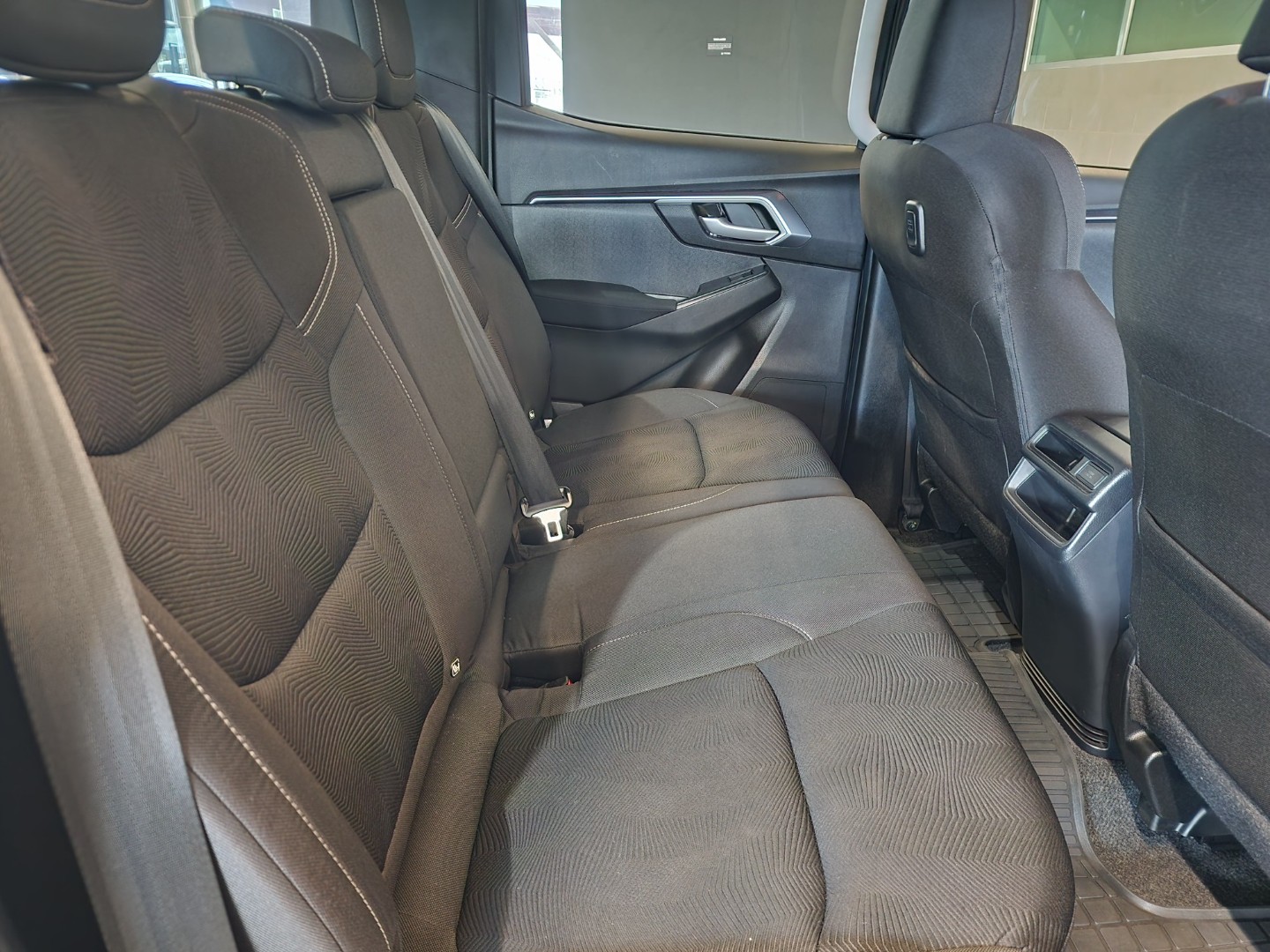 2024 Isuzu D-Max D-MAX 1.9 Ddi HR LS D/C P/U image 16