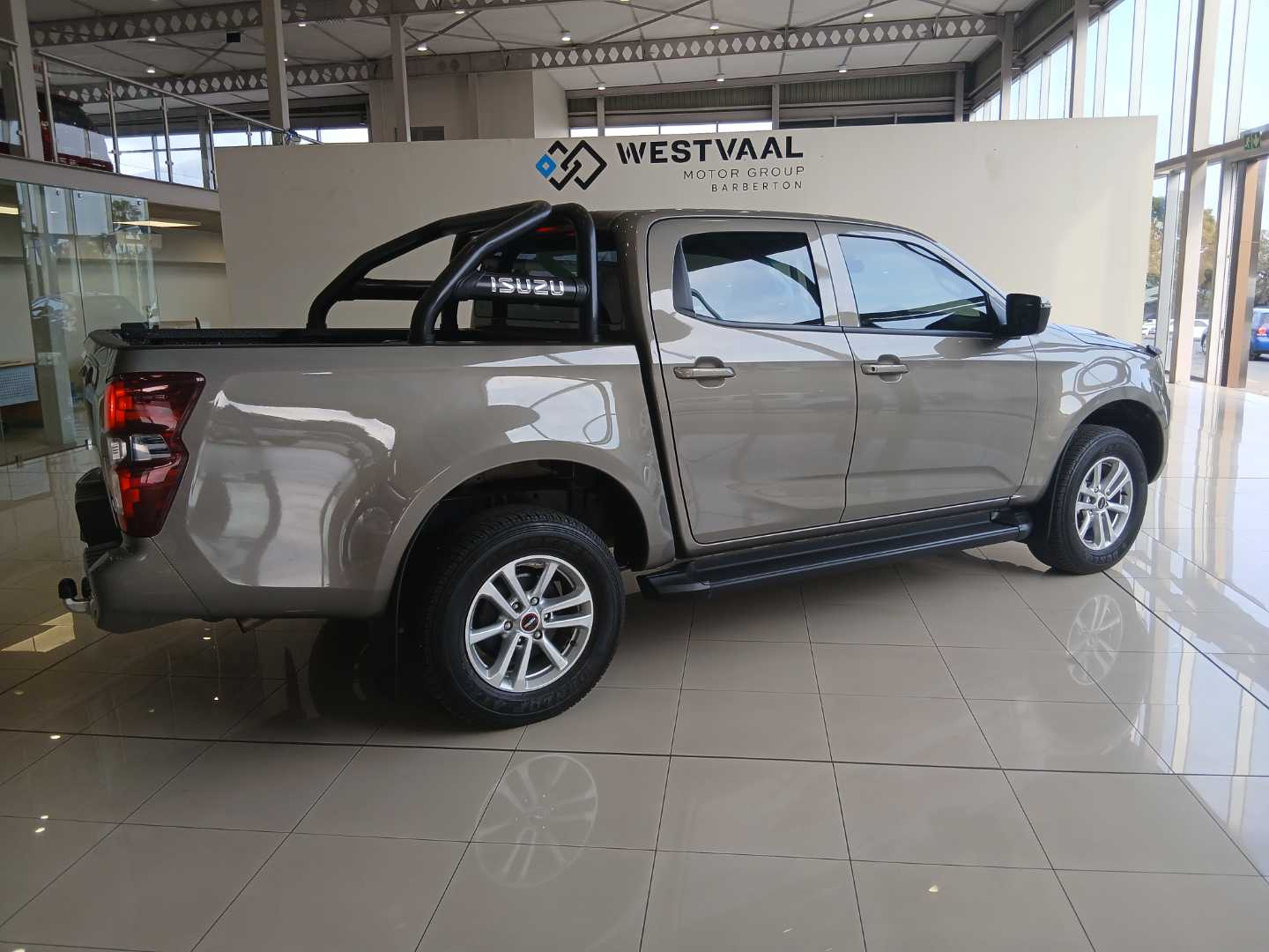 2024 Isuzu D-Max D-MAX 1.9 Ddi HR LS D/C P/U image 5