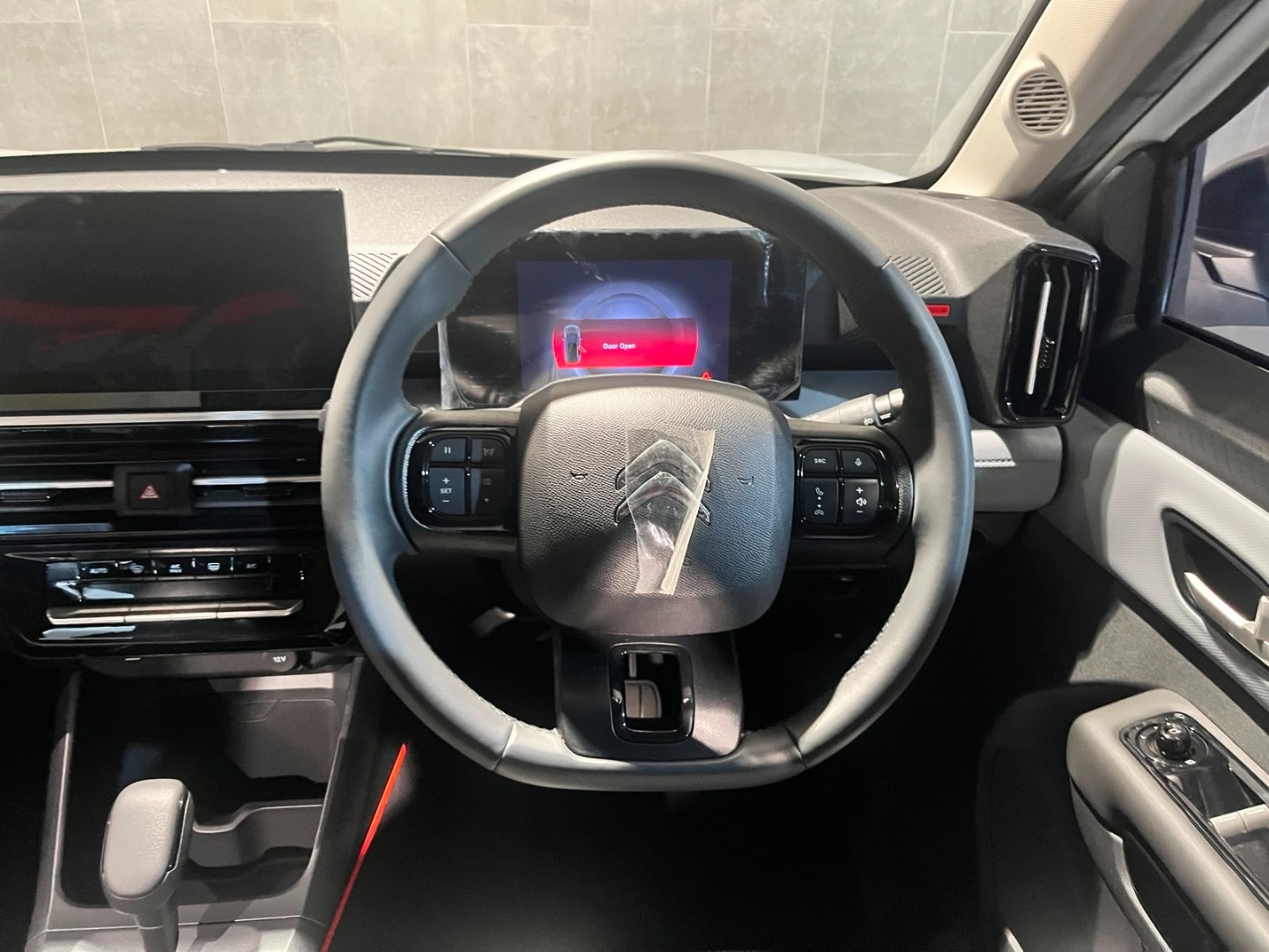 2026 Citroen BASALT BASALT PLUS 1.2T 6AT image 10