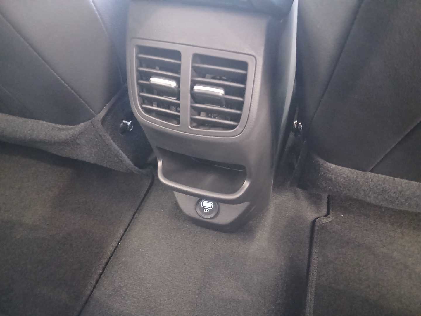 2026 Hyundai i20 i20 1.2 PREMIUM M/T MY24 image 11