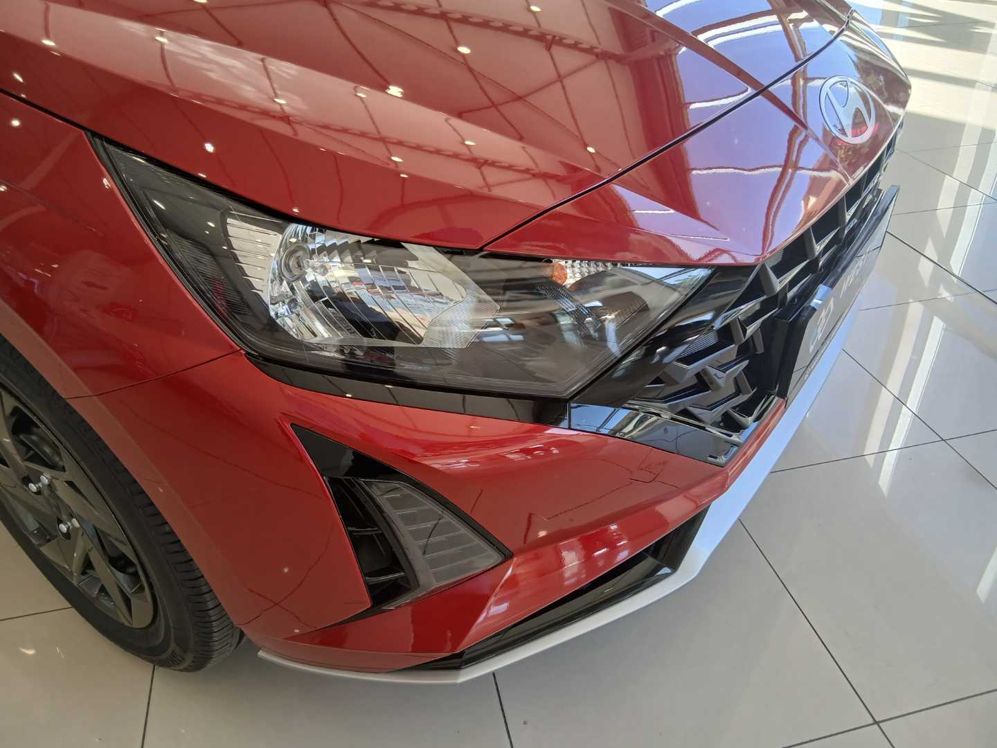 2026 Hyundai i20 i20 1.2 PREMIUM M/T MY24 image 3