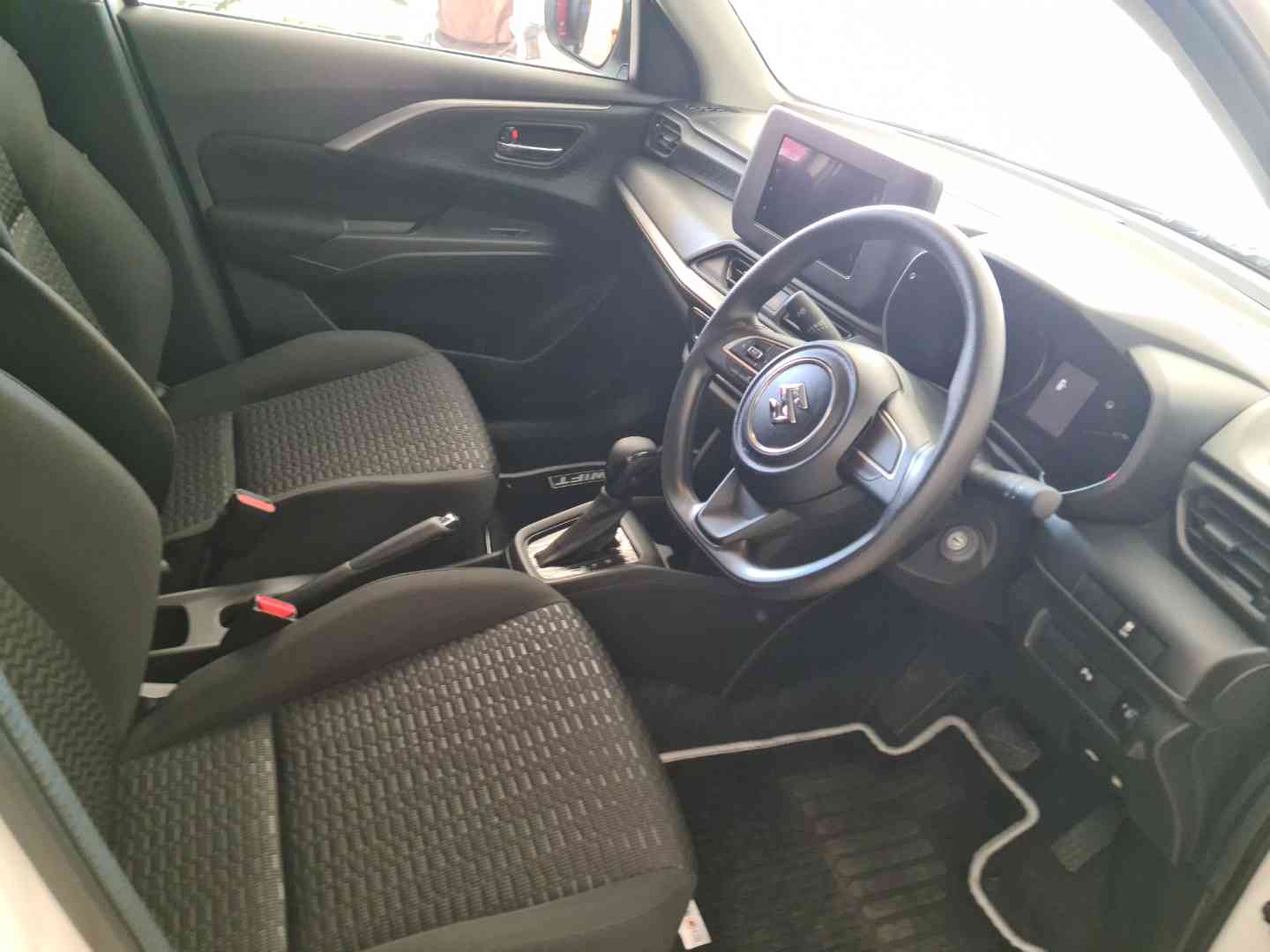 2026 Suzuki Swift SWIFT 1.2i GL+ CVT image 12