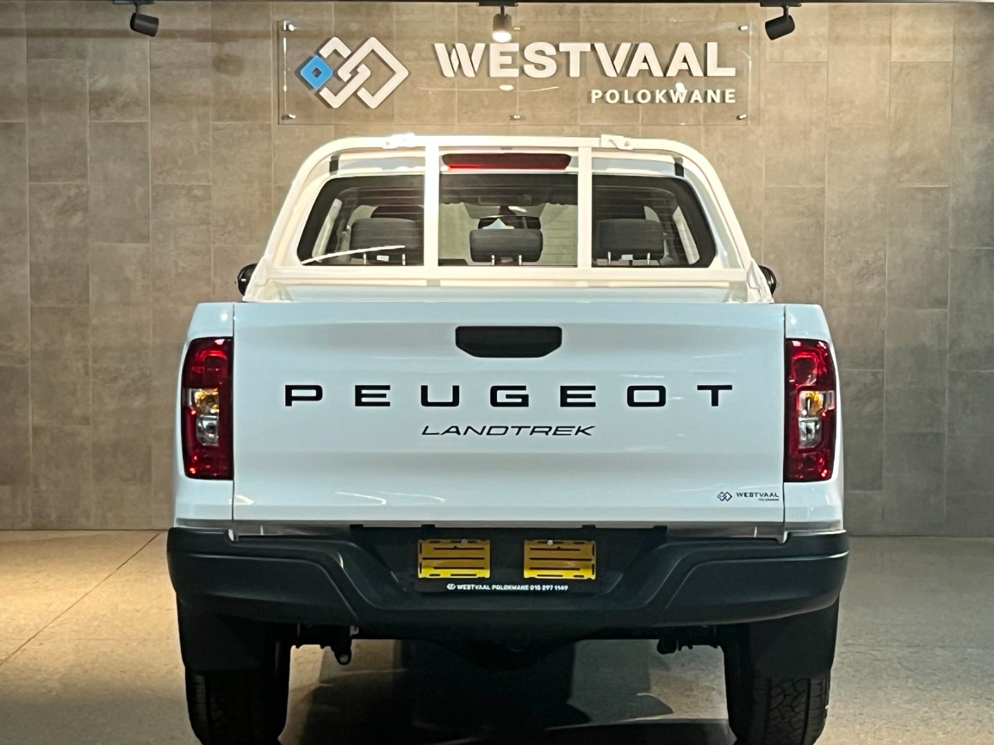 2026 Peugeot LANDTREK LANDTREK D-CAB 1.9D PROFESSIONAL 4X2 MT image 6