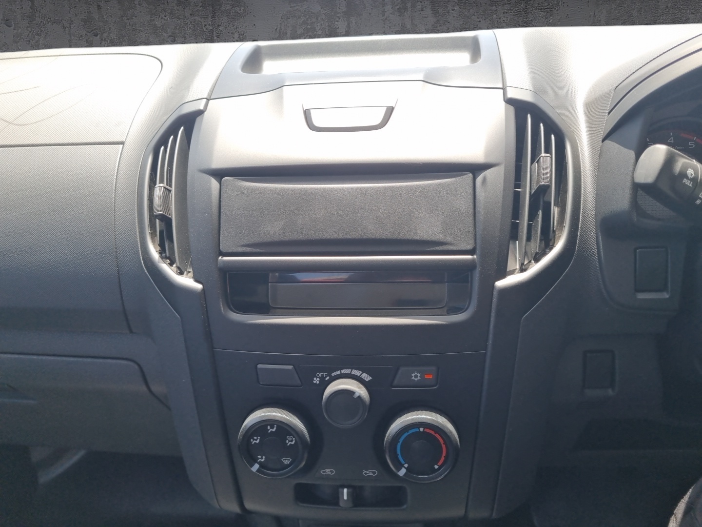 2026 Isuzu D-Max S/CAB FLEETSIDE GEN 6 image 17