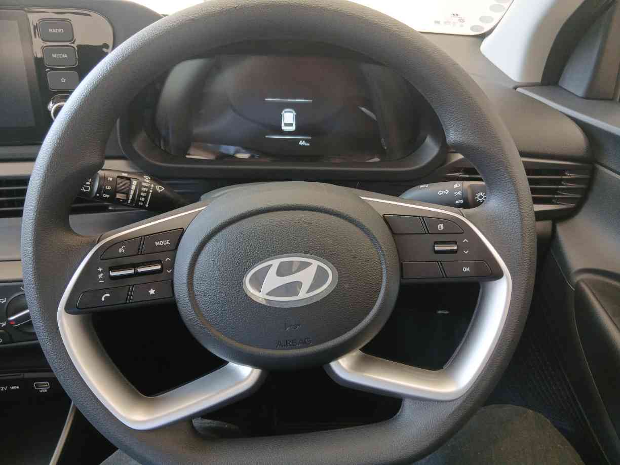 2026 Hyundai i20 i20 1.2 PREMIUM M/T MY24 image 15