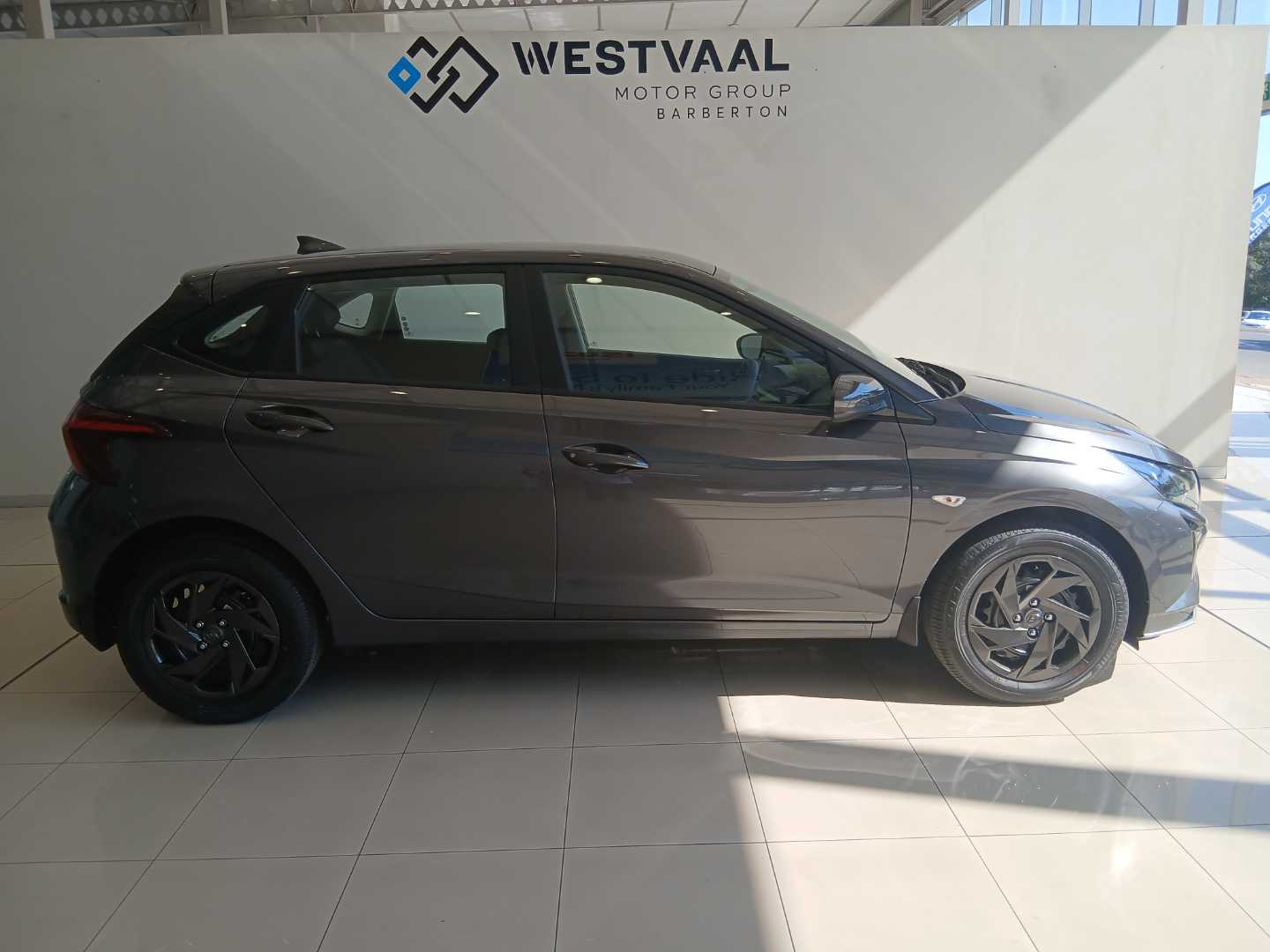 2026 Hyundai i20 i20 1.2 PREMIUM M/T MY24 image 3