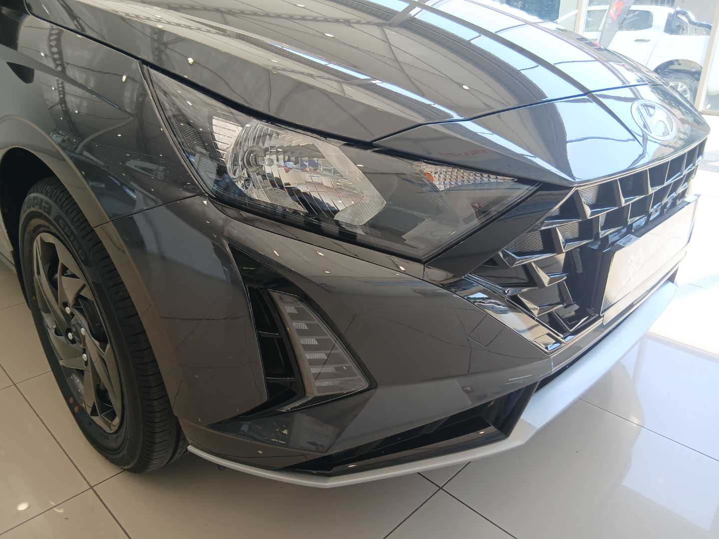 2026 Hyundai i20 i20 1.2 PREMIUM M/T MY24 image 9