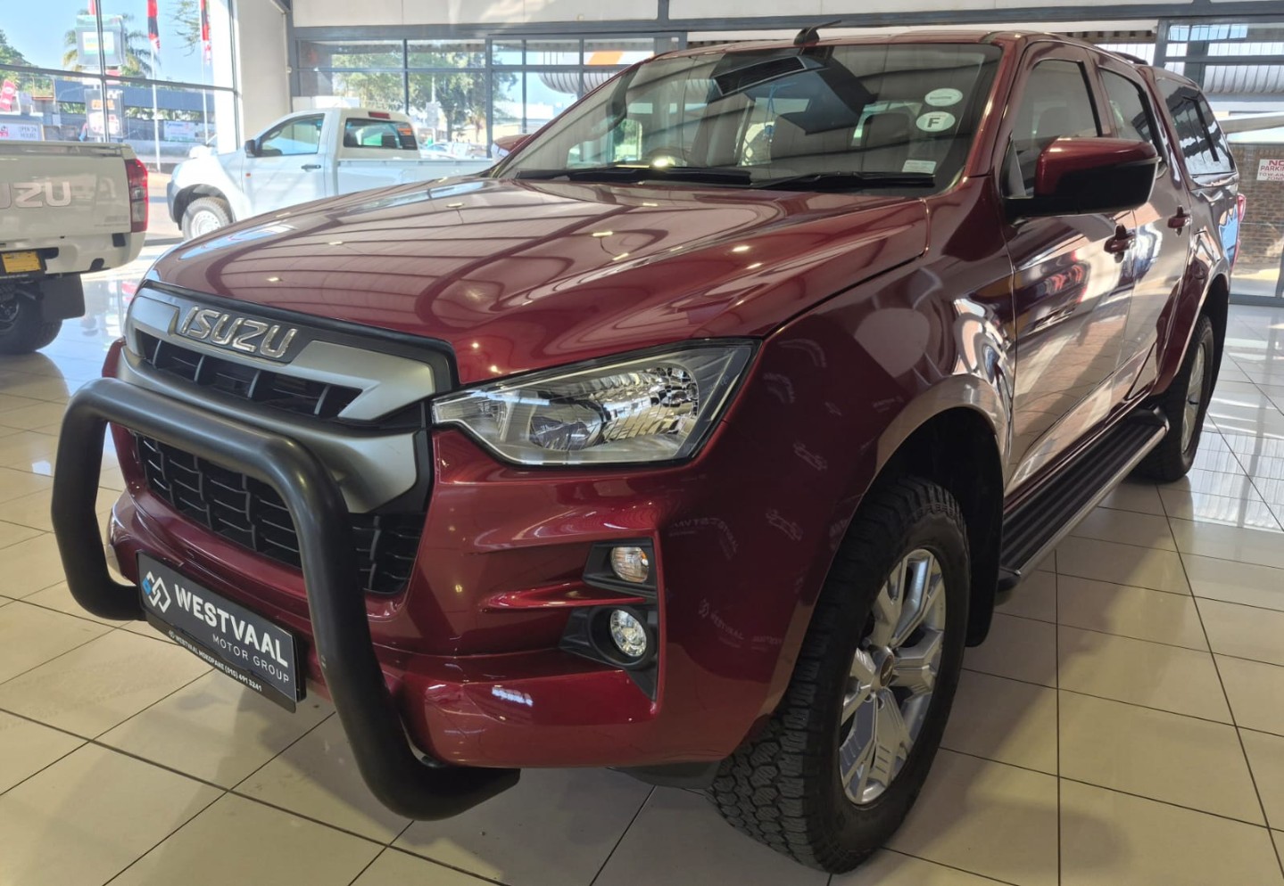 2024 Isuzu D-Max D-MAX 1.9 Ddi HR LS A/T D/C P/U image 2