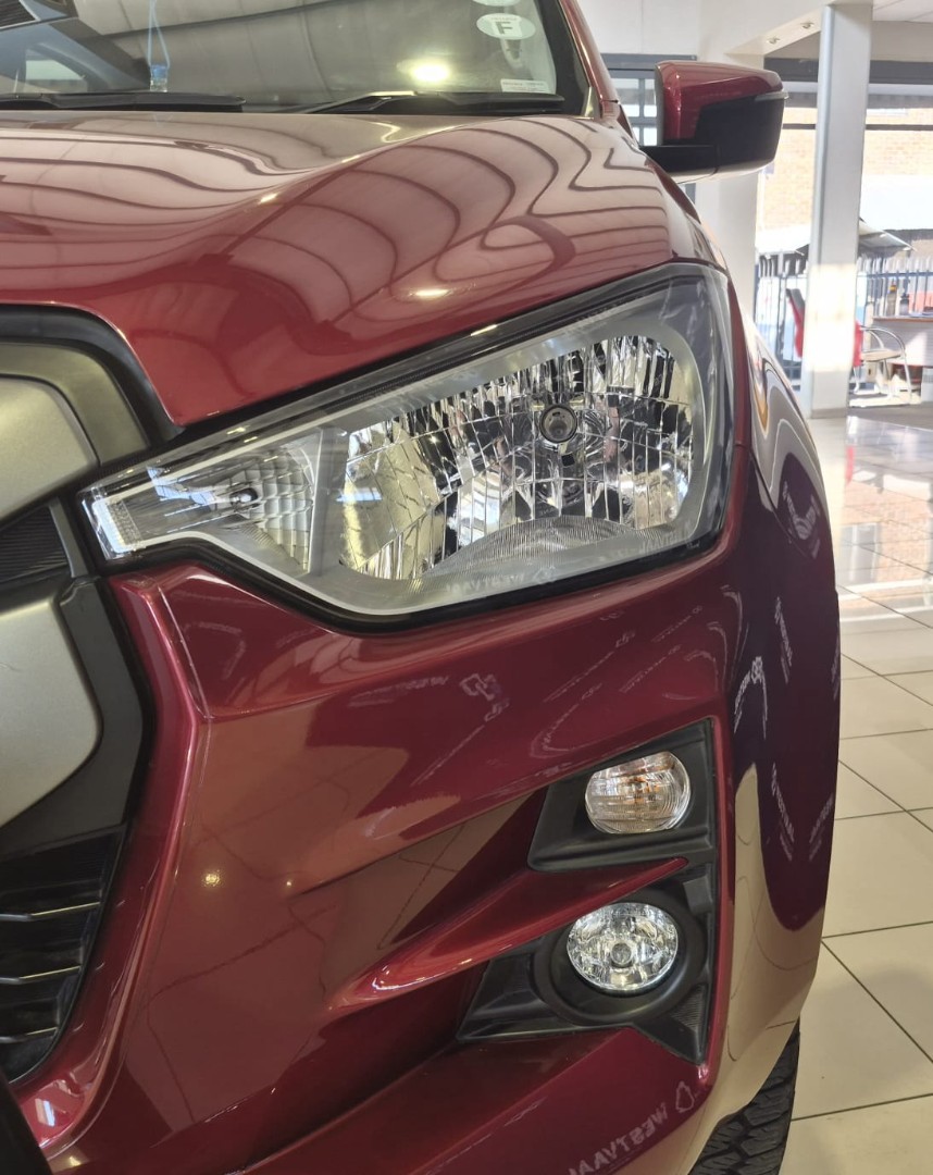 2024 Isuzu D-Max D-MAX 1.9 Ddi HR LS A/T D/C P/U image 7