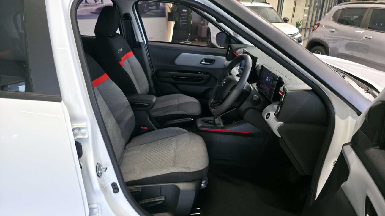 2026 Citroen BASALT BASALT MAX 1.2T 6AT image 9