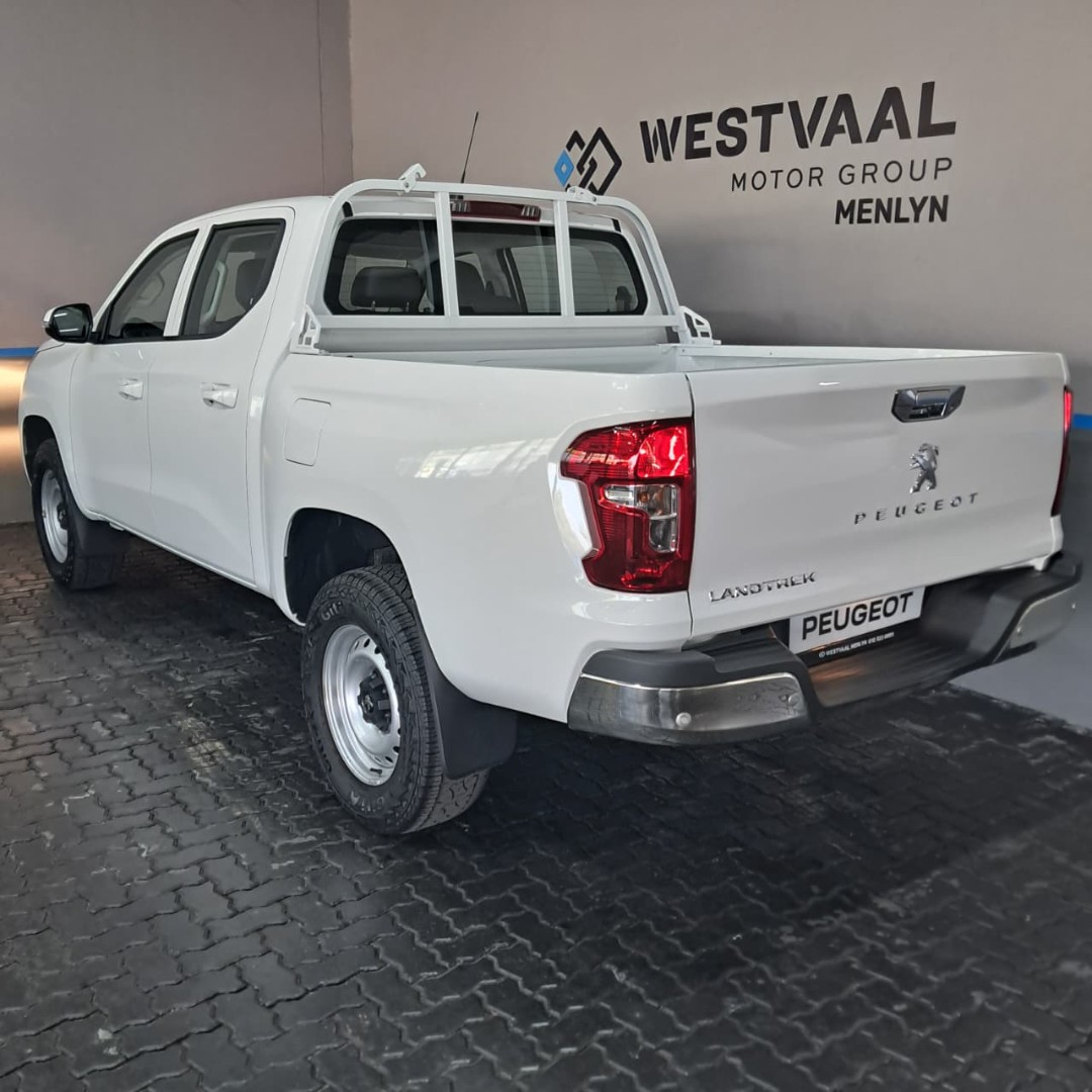 2026 Peugeot LANDTREK LANDTREK D-CAB 1.9D ACTIVE 4X4 MT image 2