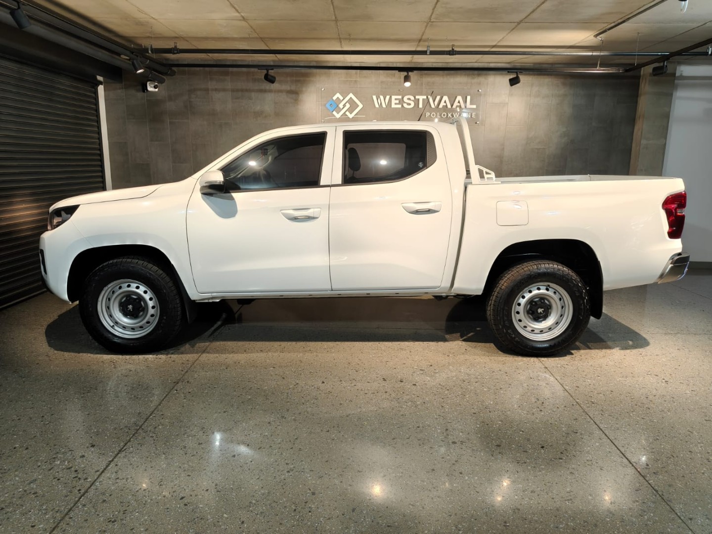2026 Peugeot LANDTREK LANDTREK D-CAB 1.9D ACTIVE 4X4 MT image 16