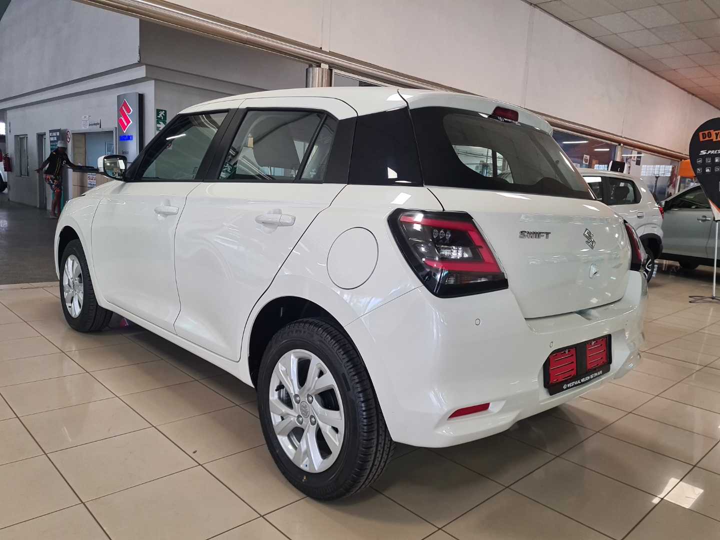 2026 Suzuki Swift SWIFT 1.2i GL+ MT image 4