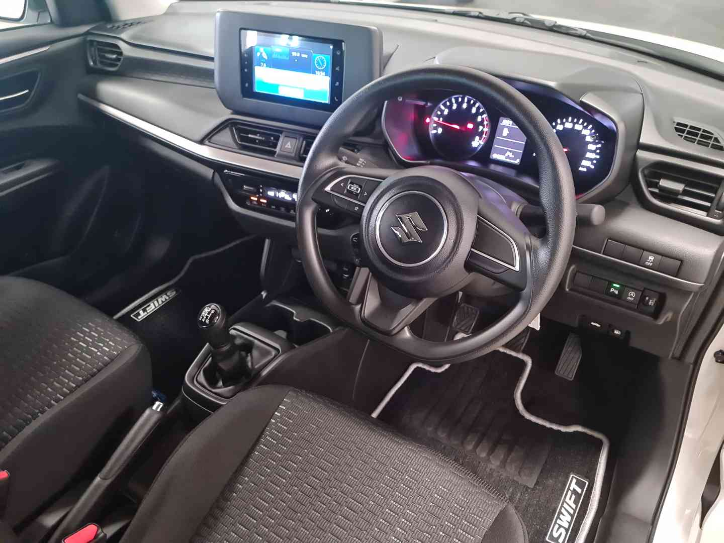 2026 Suzuki Swift SWIFT 1.2i GL+ MT image 9