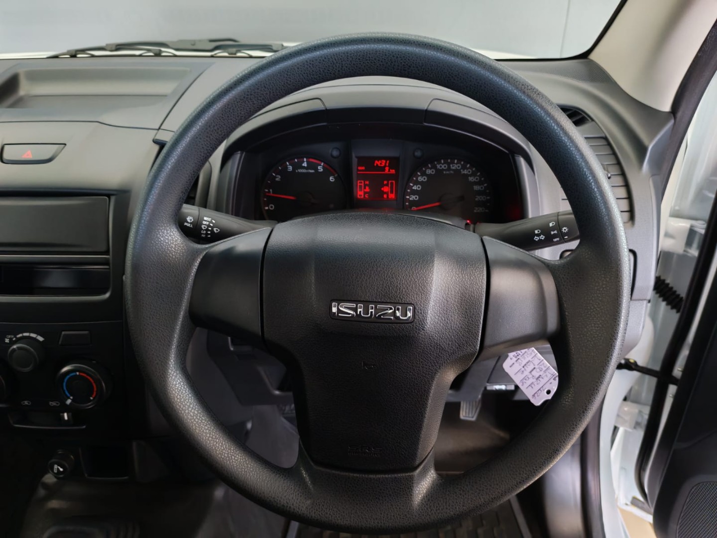2026 Isuzu D-Max 250C S/CAB BASE GEN 6 image 18