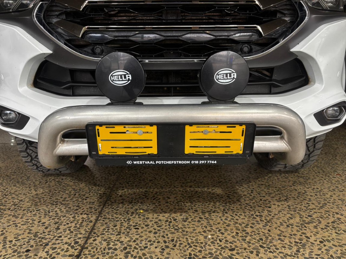 2023 Isuzu MU-X MU-X 3.0D LS A/T image 12