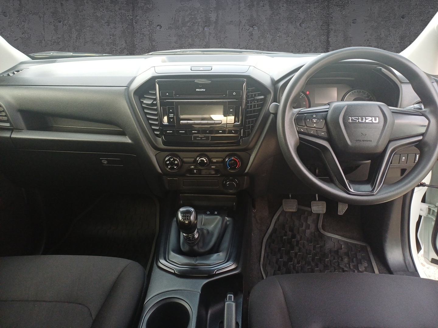 2024 Isuzu D-Max D-MAX 1.9 Ddi L 4X4 D/C P/U image 18