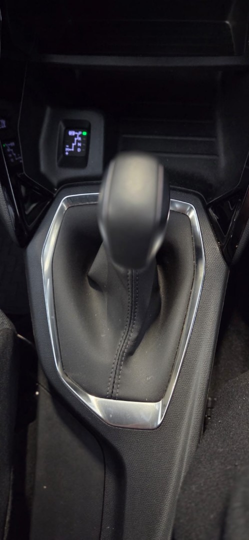 2024 Peugeot 2008 2008 1.2T ACTIVE A/T image 6