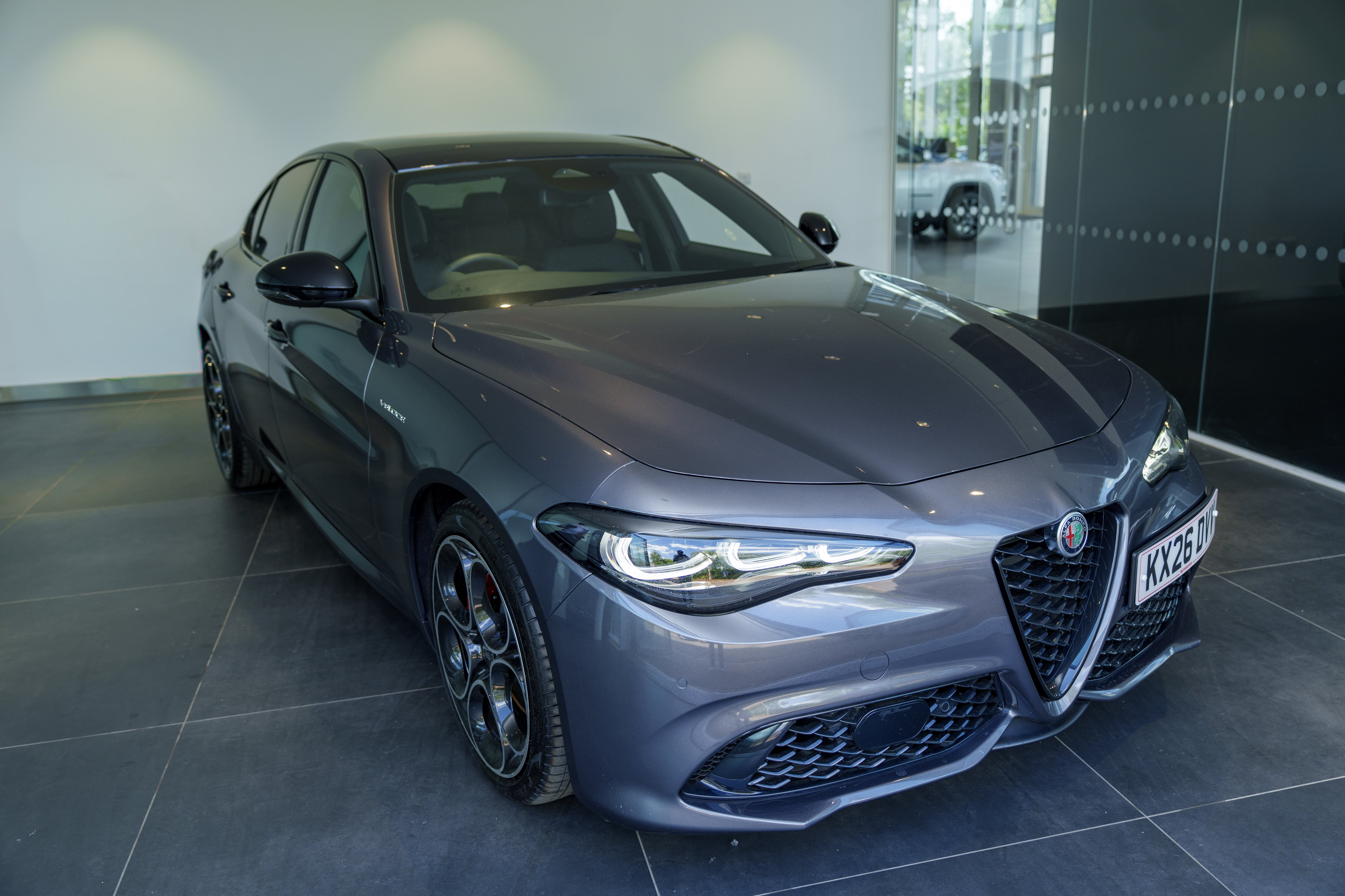 2025 Alfa Romeo Giulia 2.0 Veloce Saloon Rear-wheel drive Automatic
