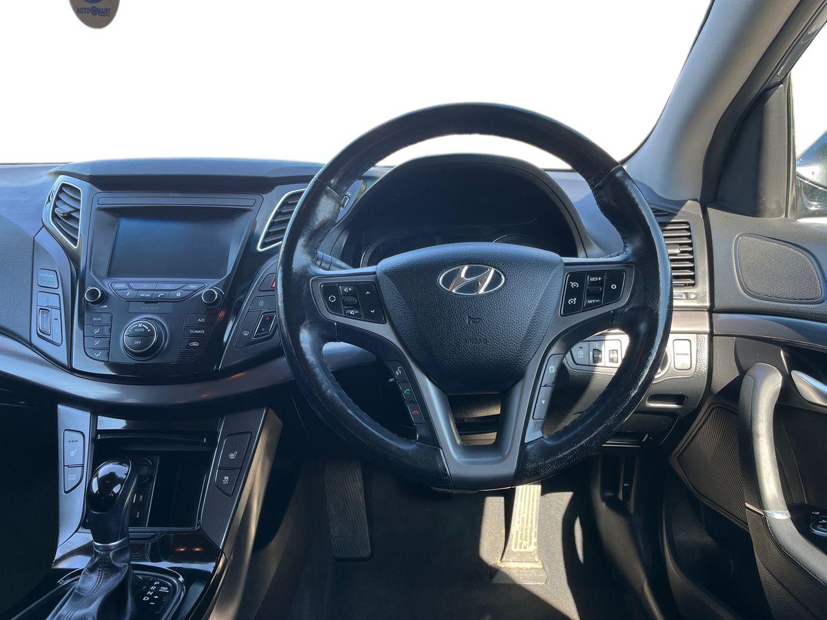 2017 67 HYUNDAI I40
