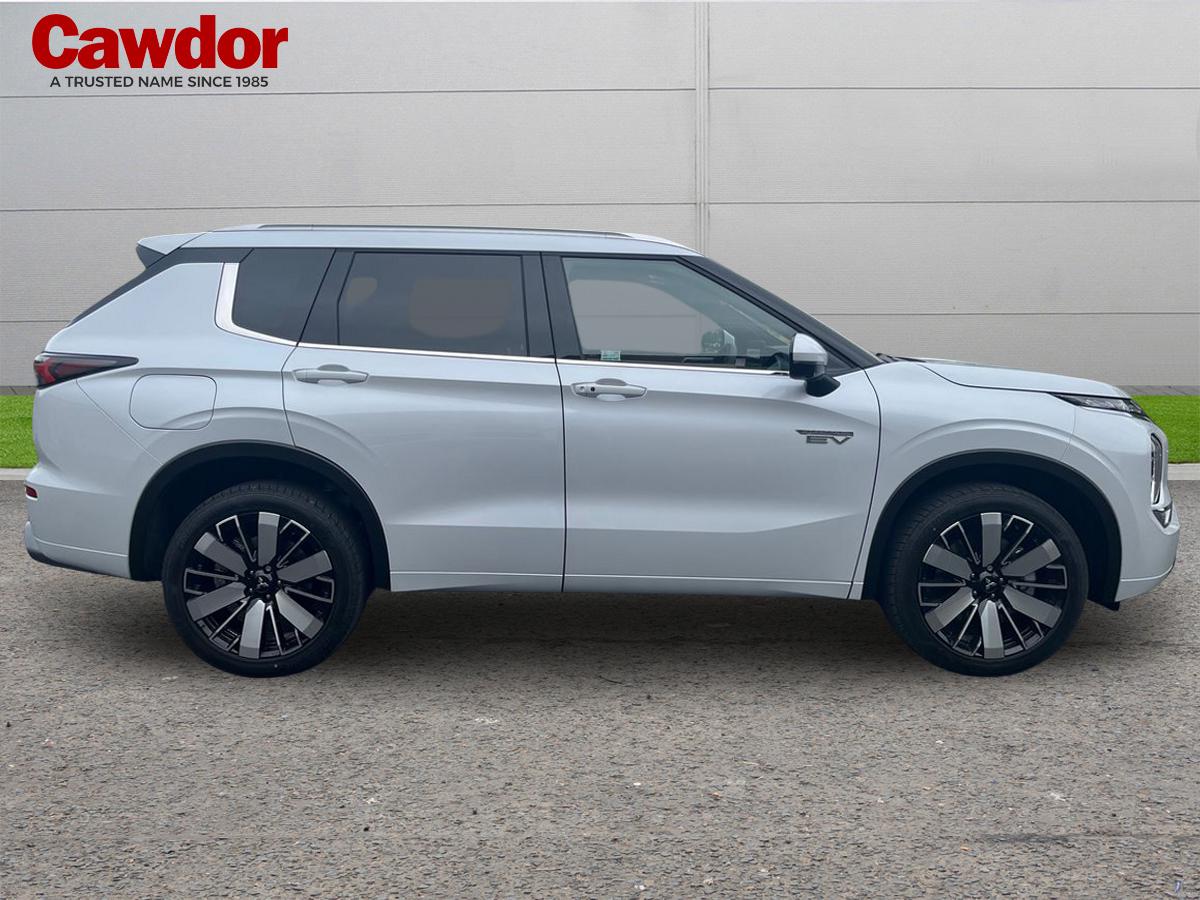 2026 26 MITSUBISHI OUTLANDER