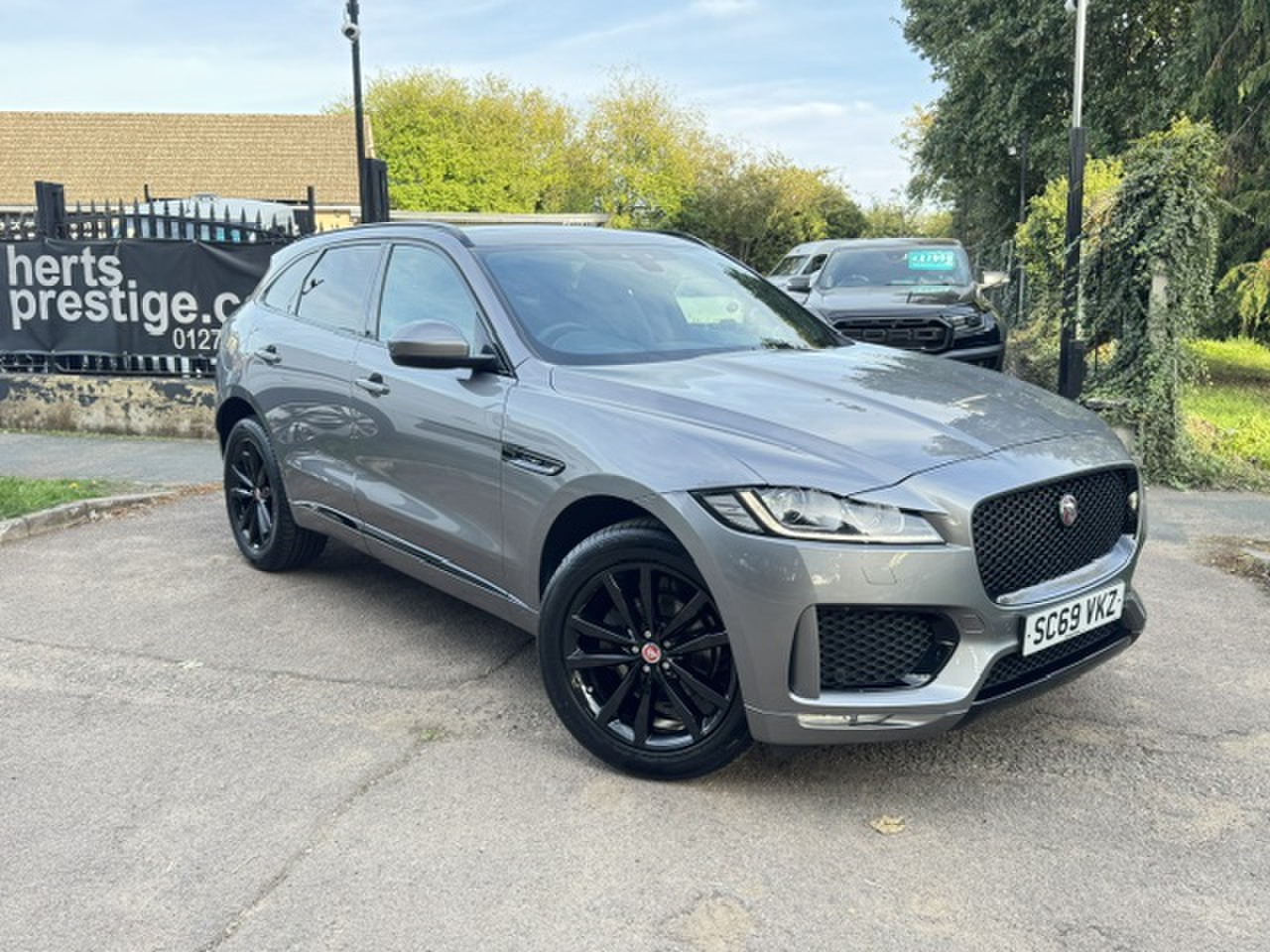 Jaguar F-Pace