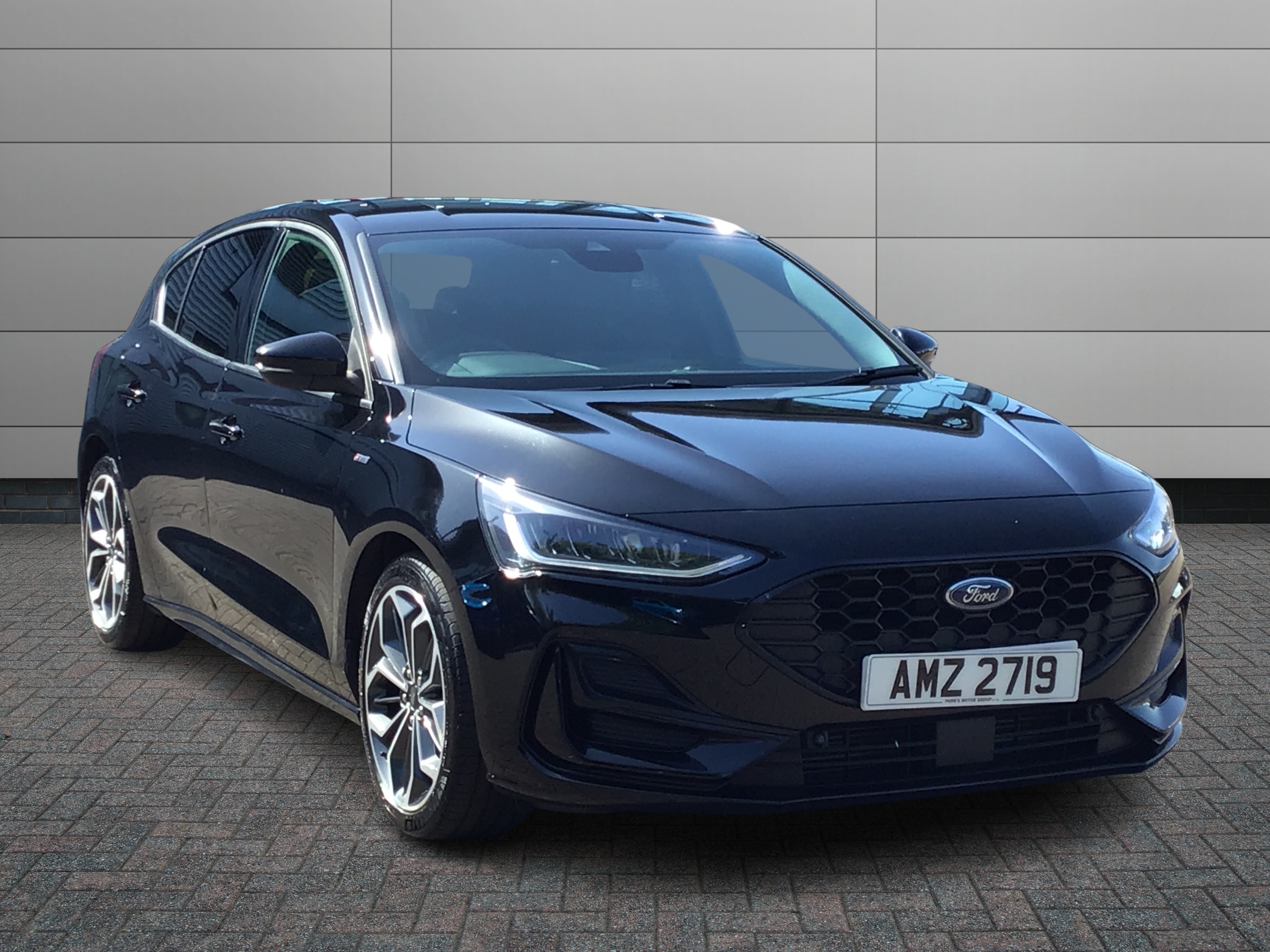 Ford Focus listing photo