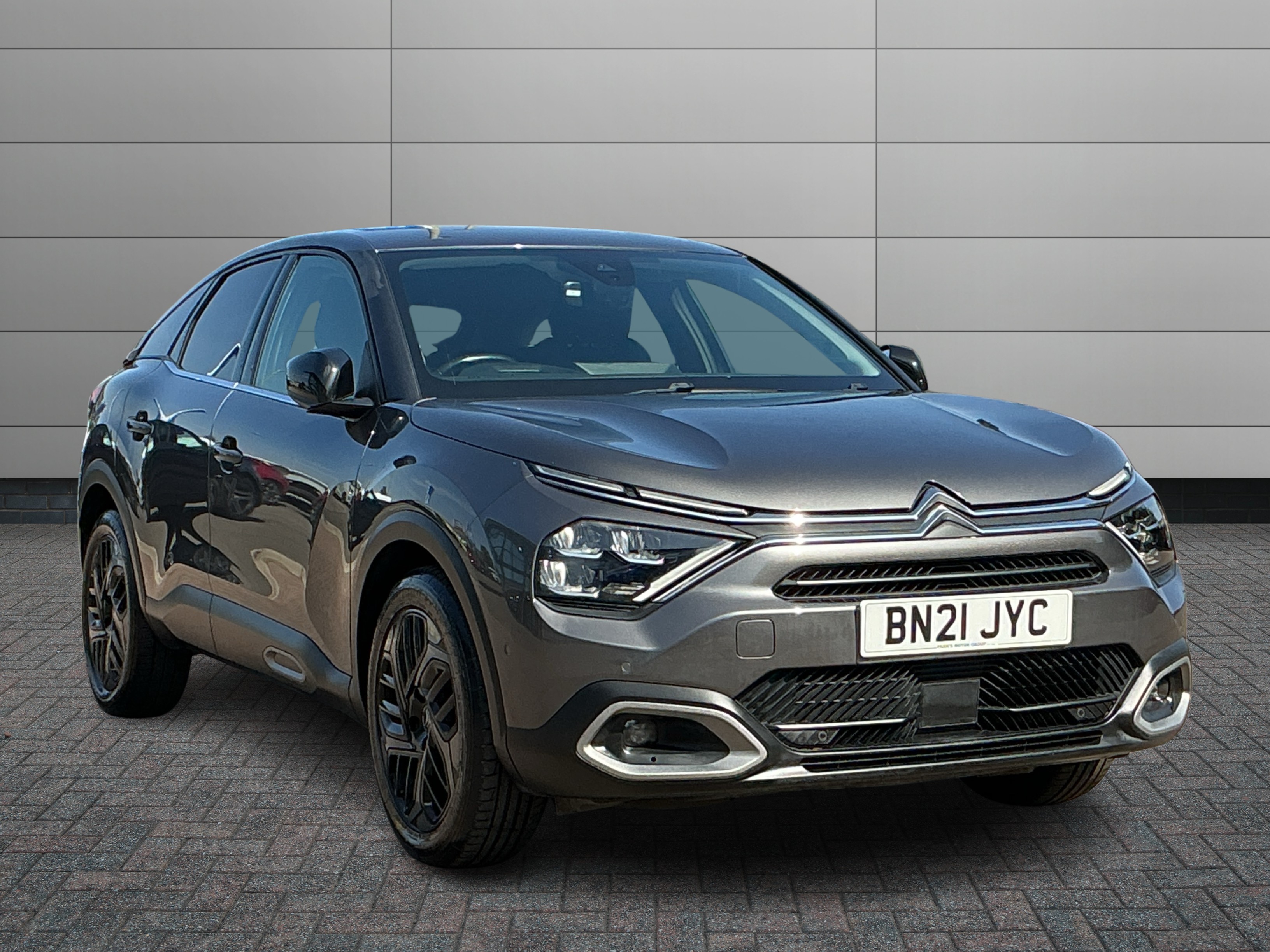 Citroen C4 listing photo
