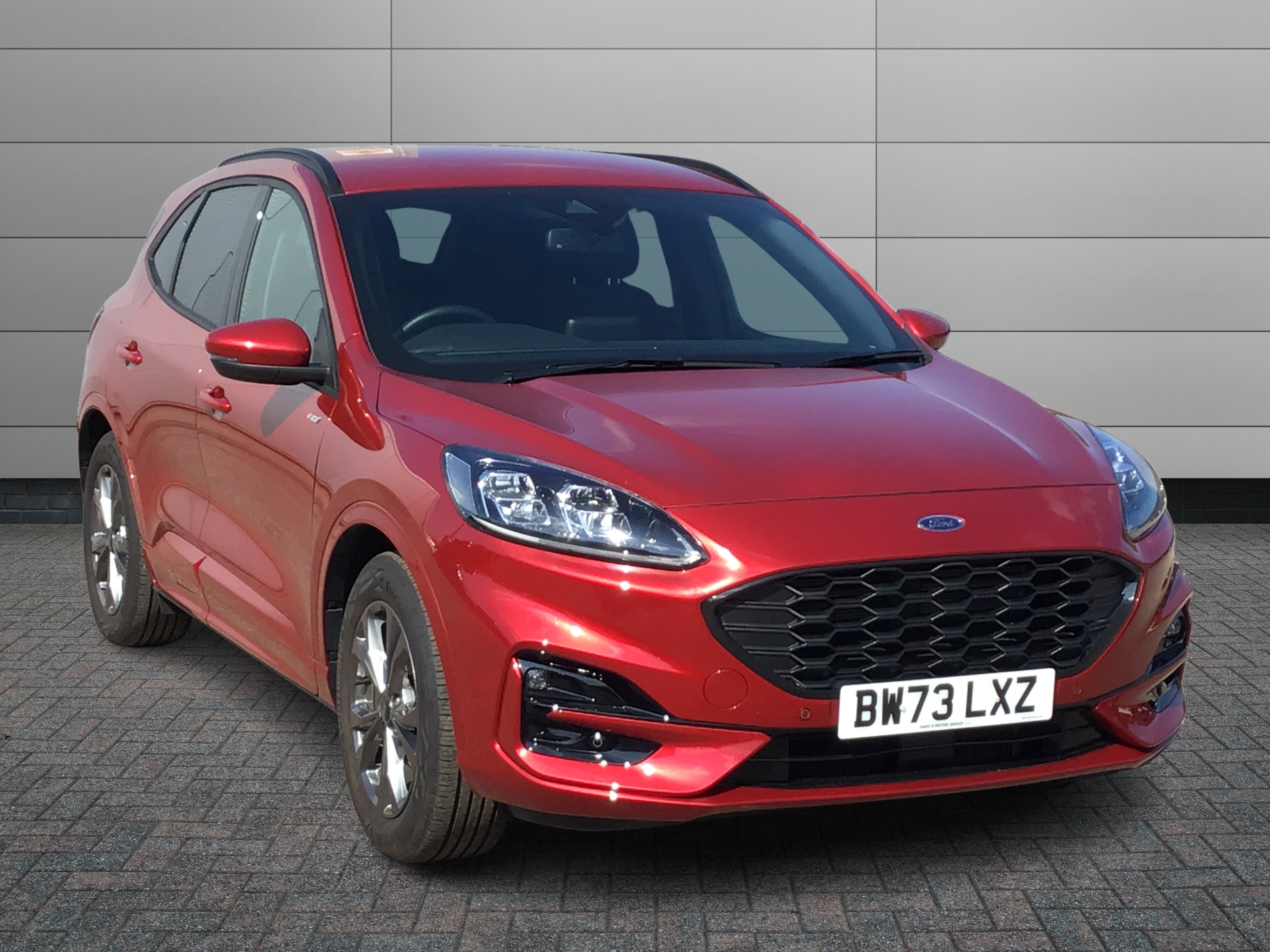 Ford Kuga listing photo
