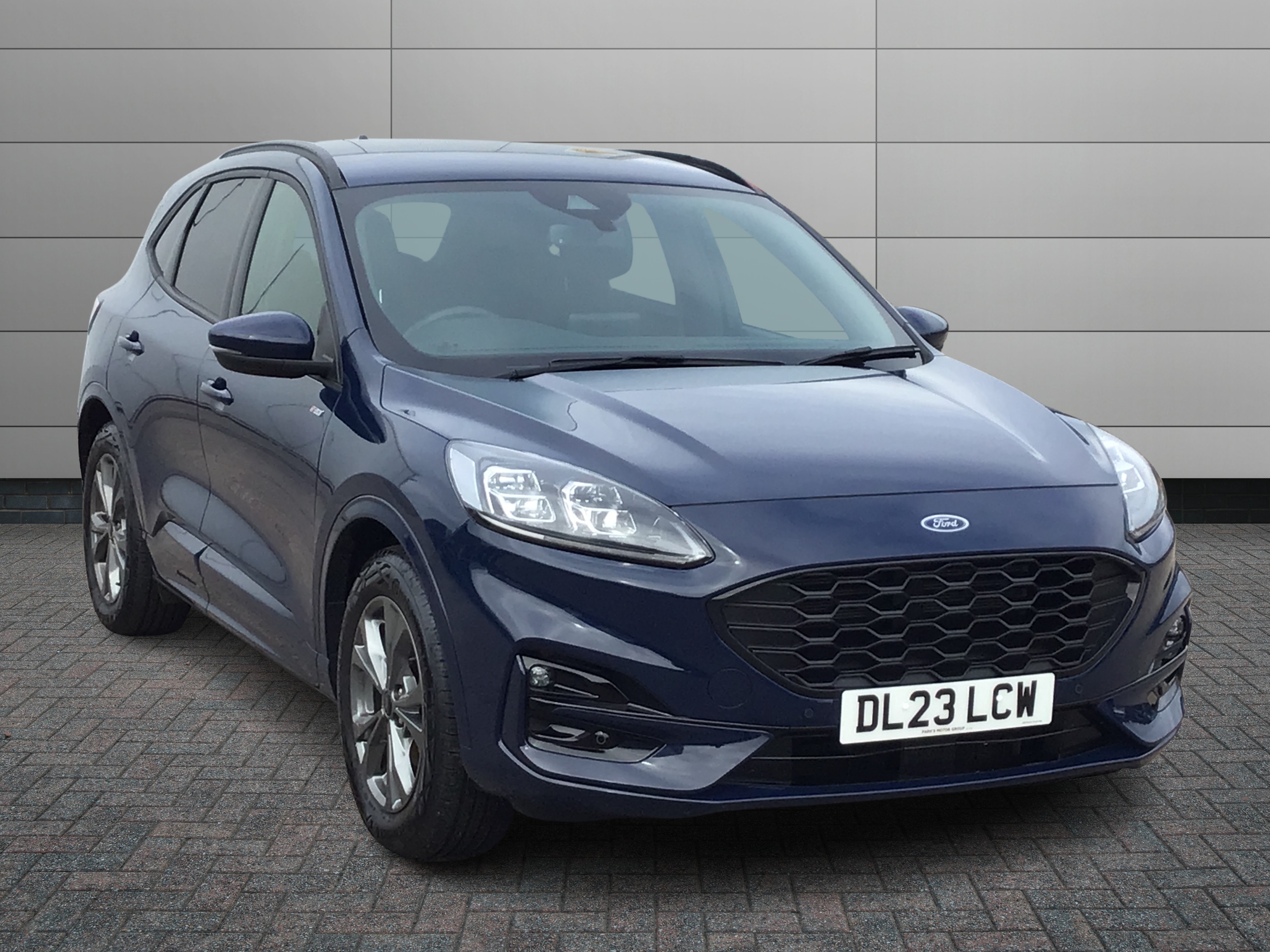 Ford Kuga listing photo