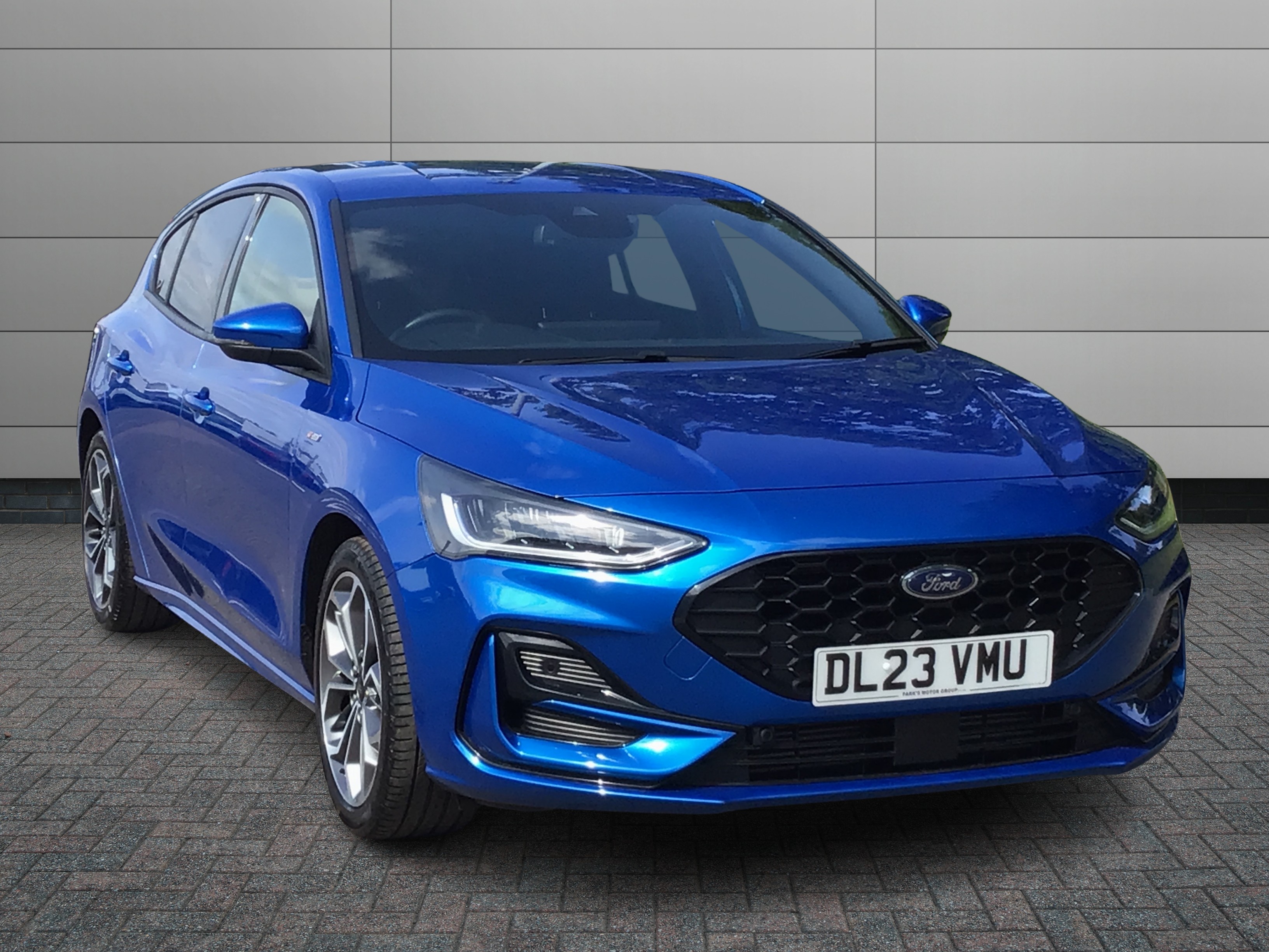 Ford Focus listing photo