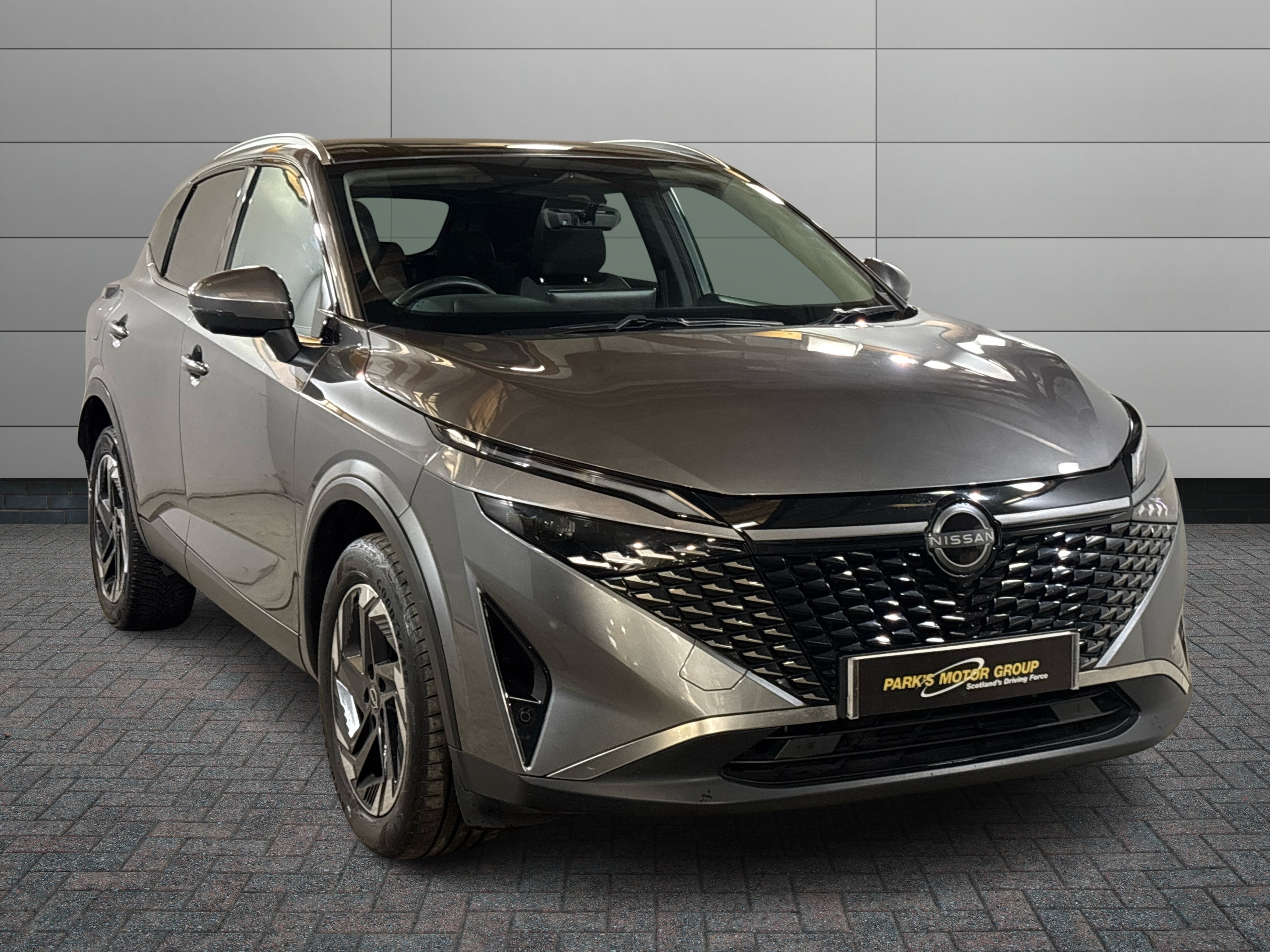 Nissan Qashqai dealer public-web source image