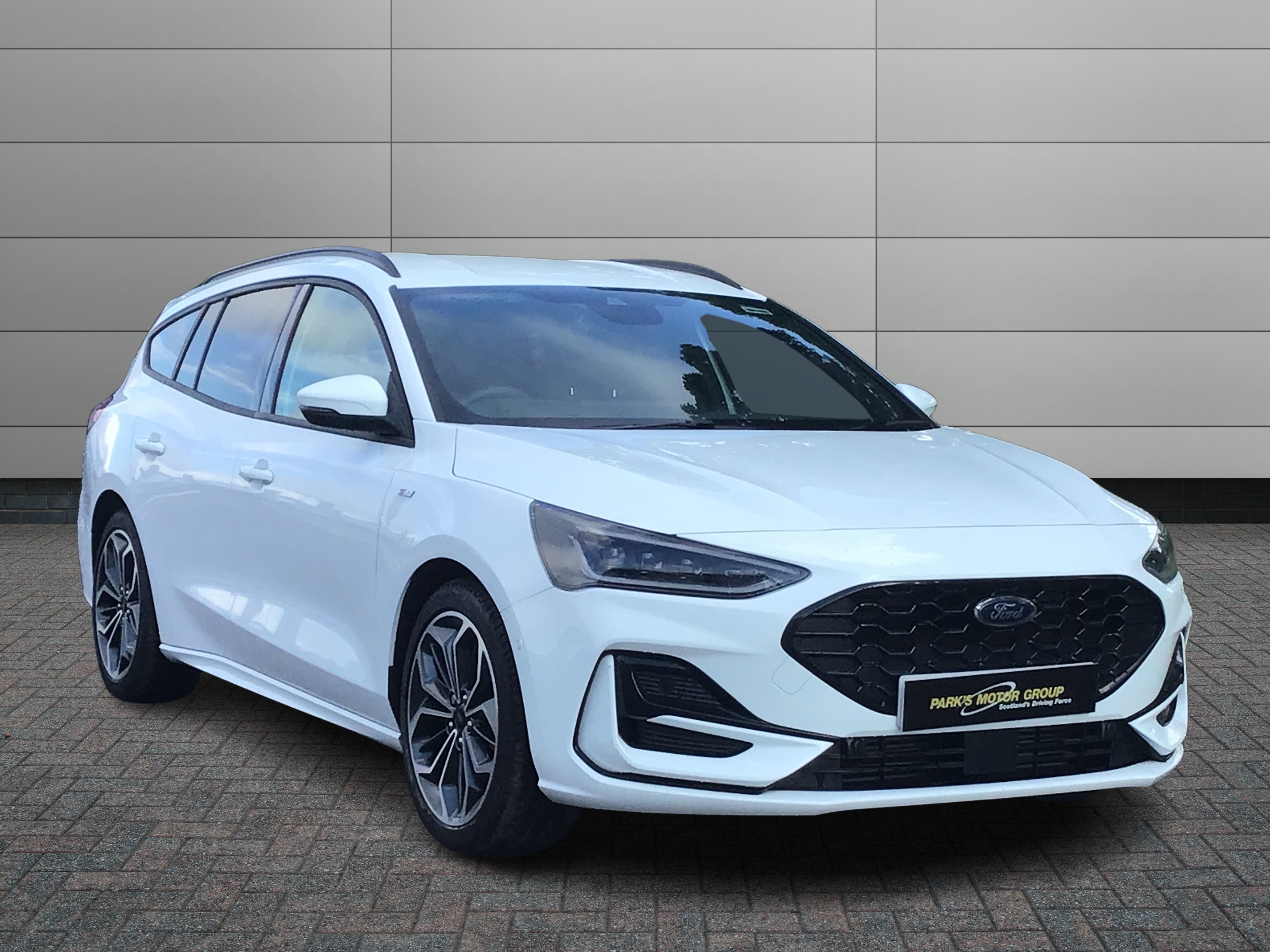 Ford Focus listing photo
